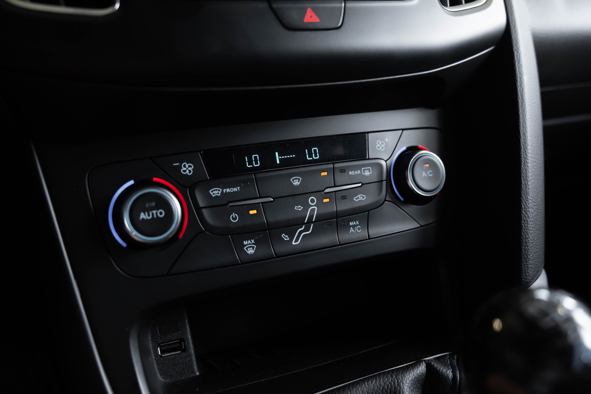 FORD Focus 2.3 EcoBoost RS AWD-image-28