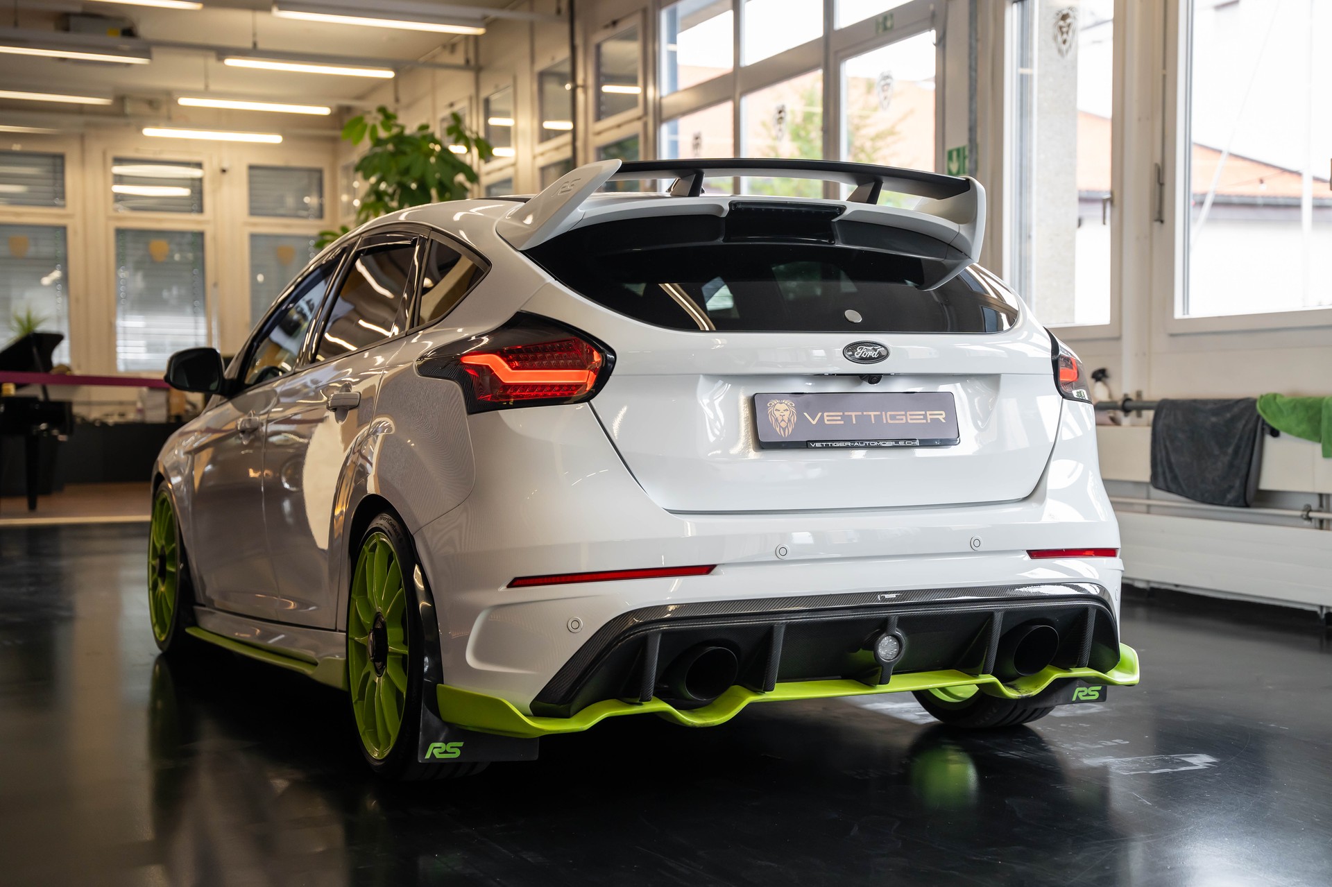 FORD Focus 2.3 EcoBoost RS AWD-showroom-element-3