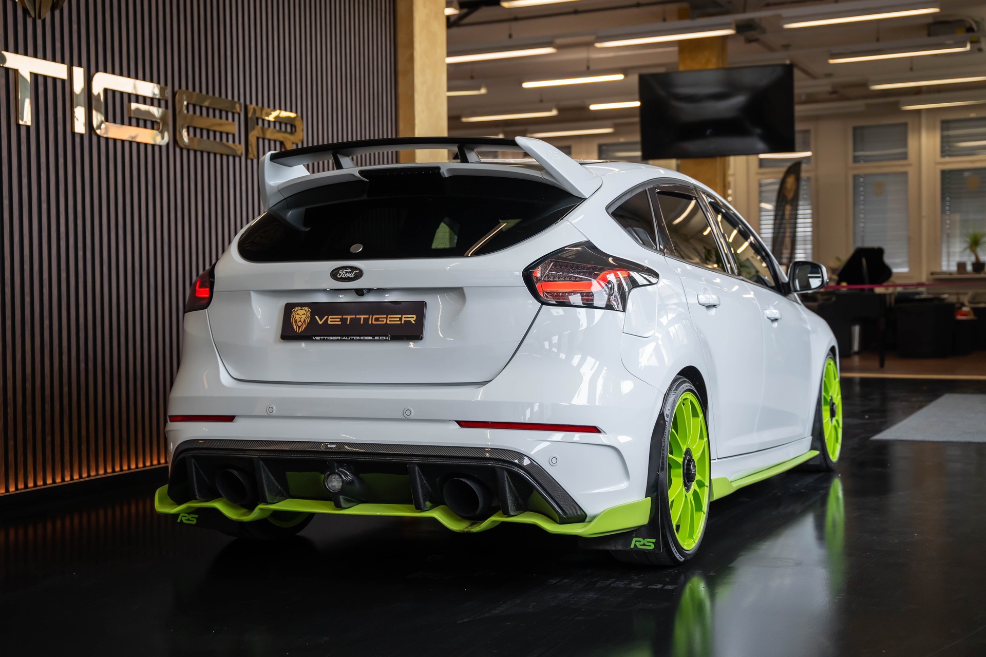 FORD Focus 2.3 EcoBoost RS AWD-image-6