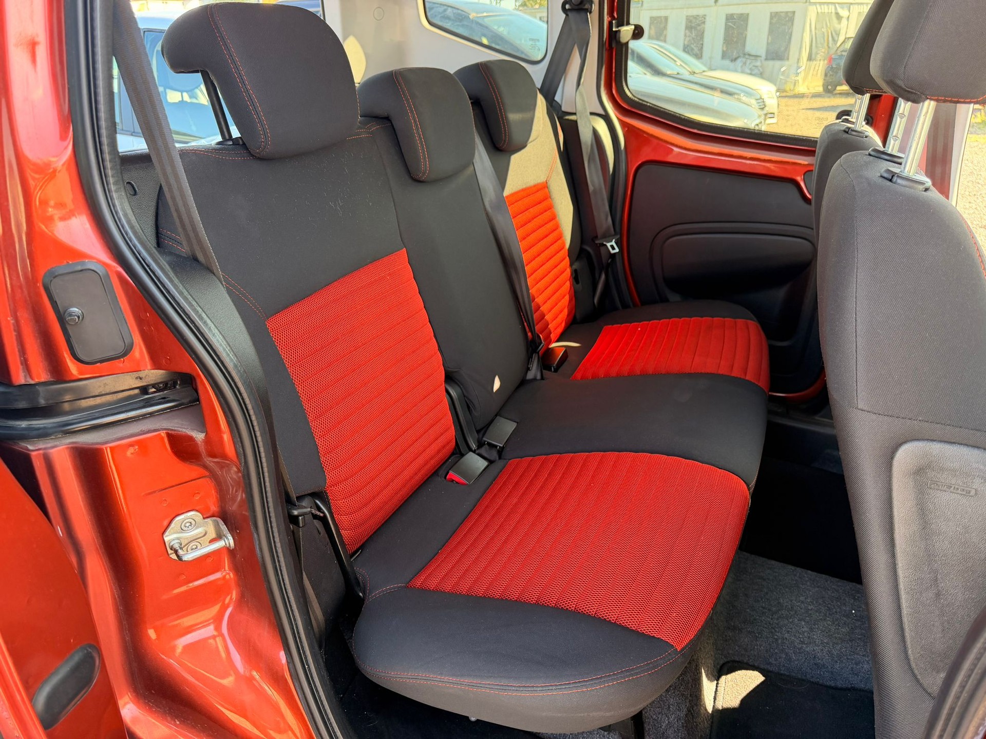 FIAT Qubo 1.3 JTD Dynamic-image-8