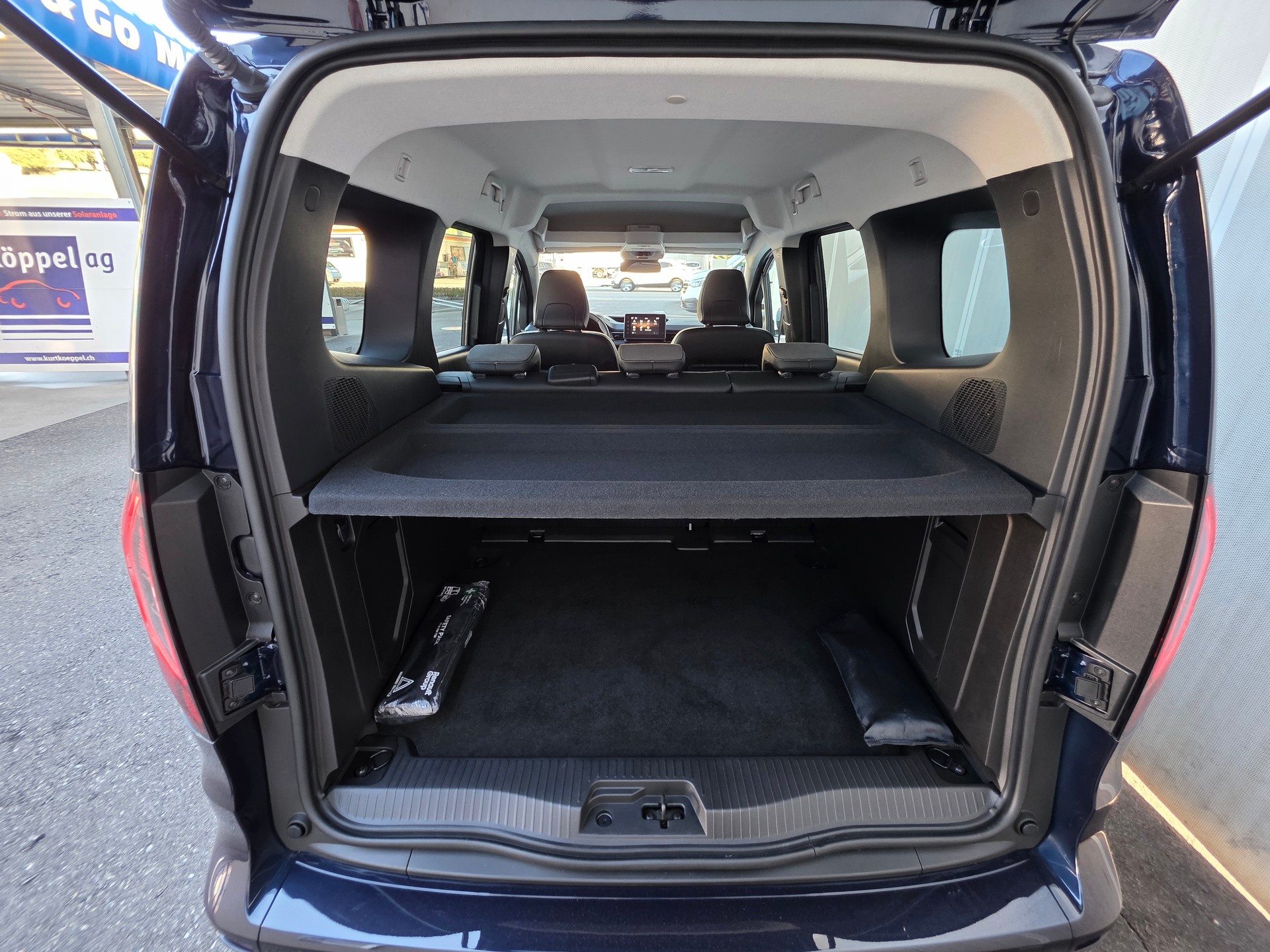 RENAULT Kangoo 1.3 TCe 130 PF Techno EDC-image-4