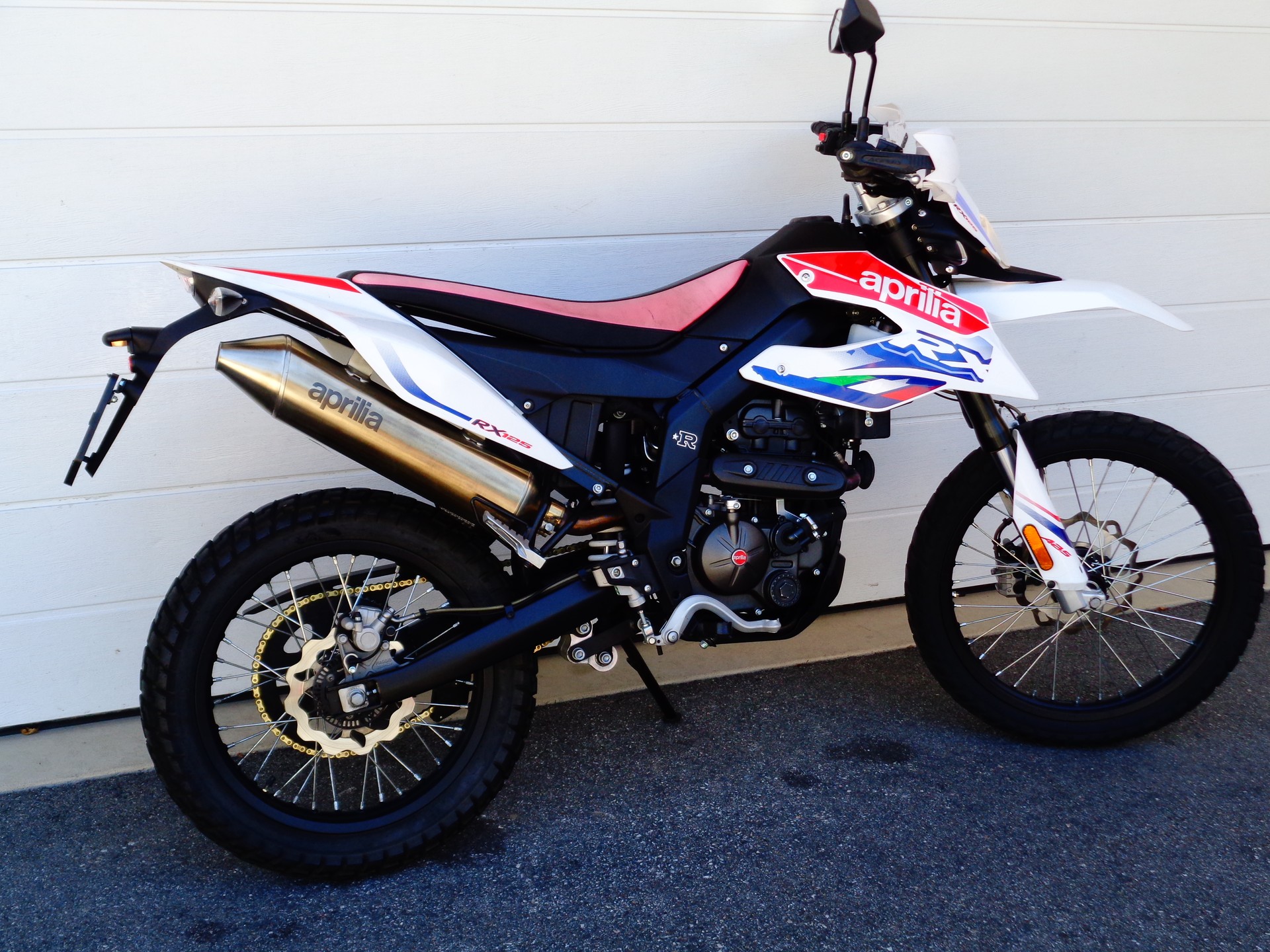 APRILIA RX 125-showroom-element-2