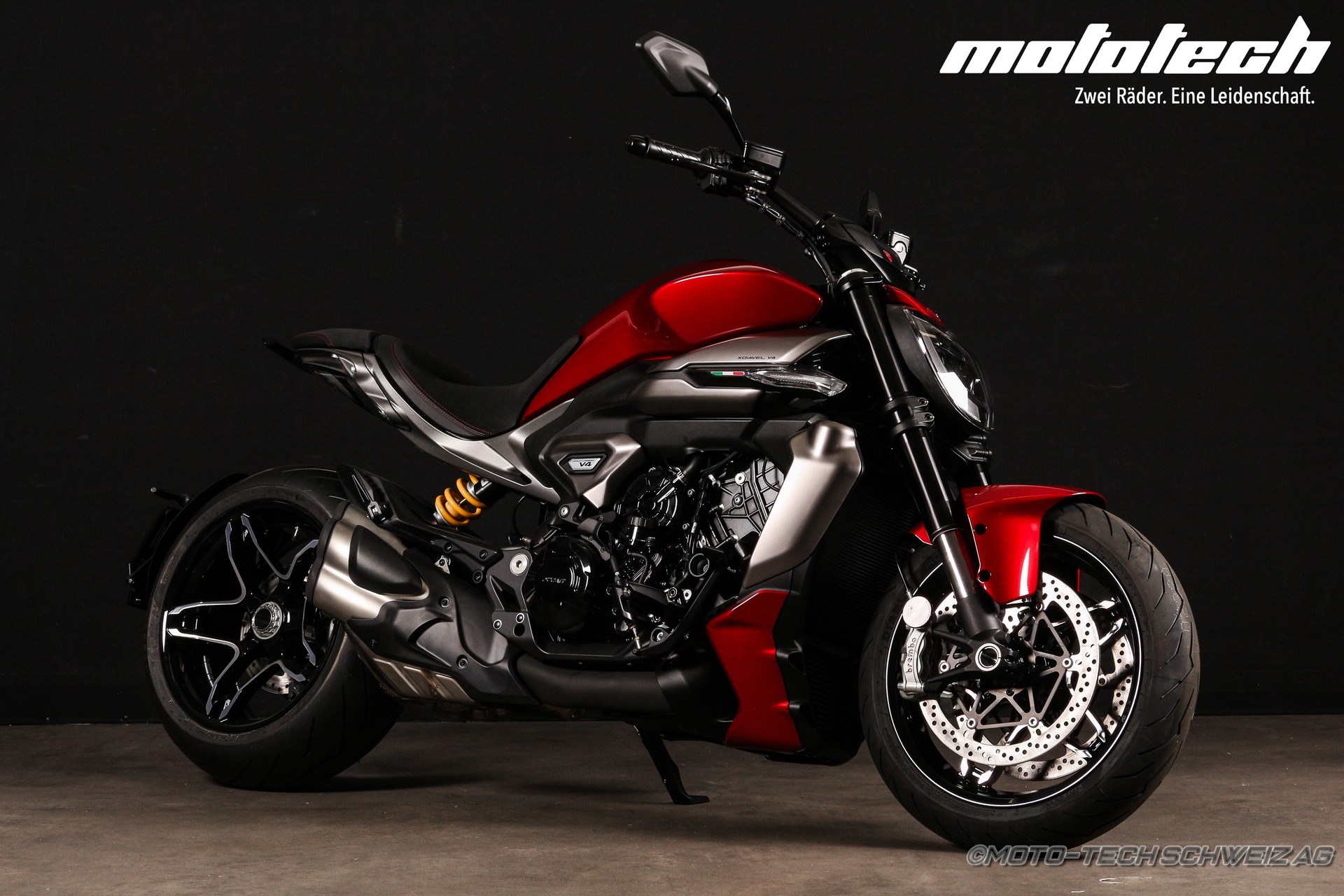 DUCATI X Diavel V4