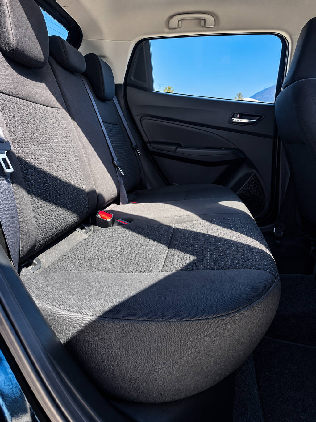 SUZUKI Swift 1.2 Compact Top Hybrid-image-10