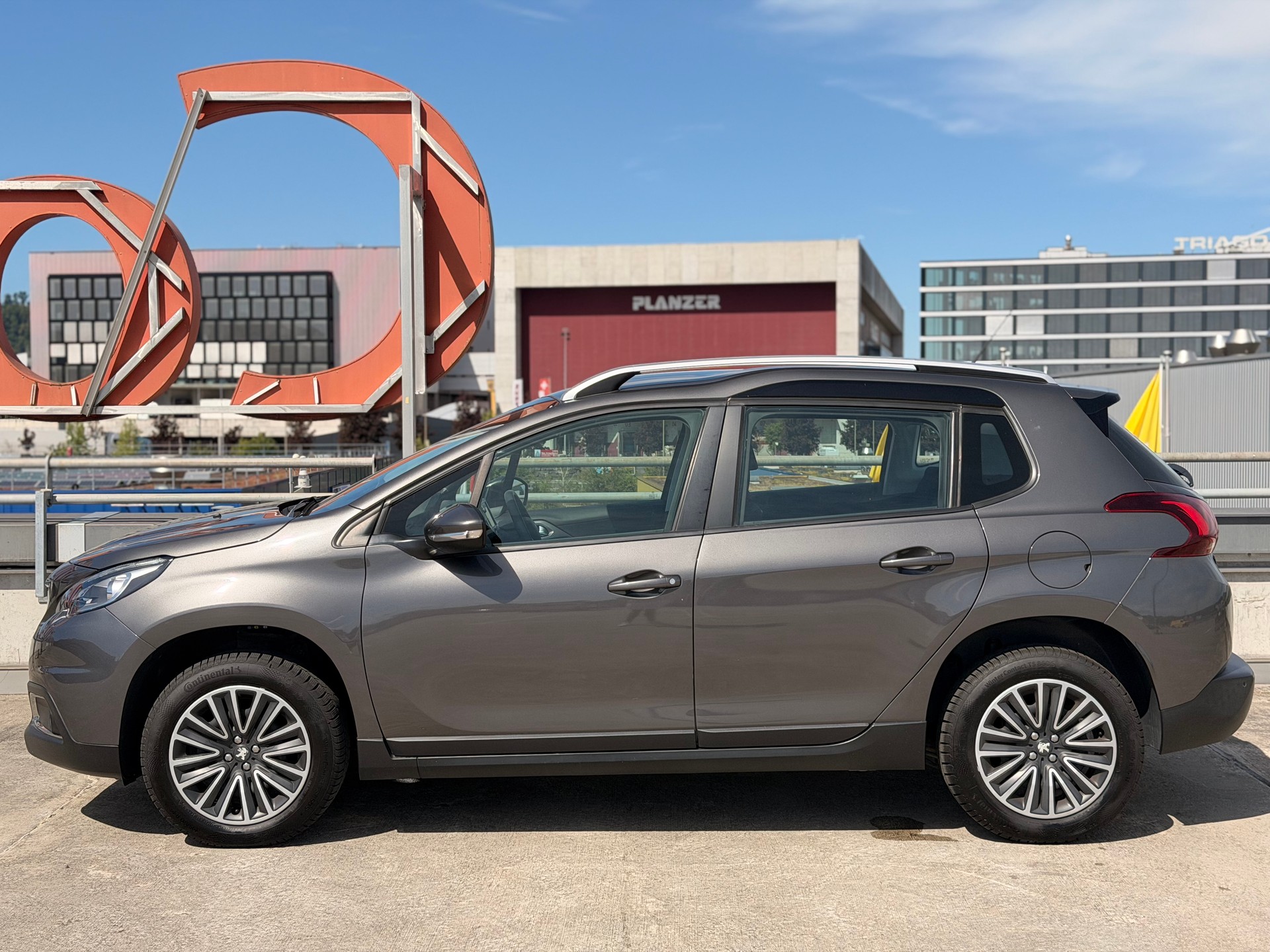 PEUGEOT 2008 1.2 PureTech Active-image-5