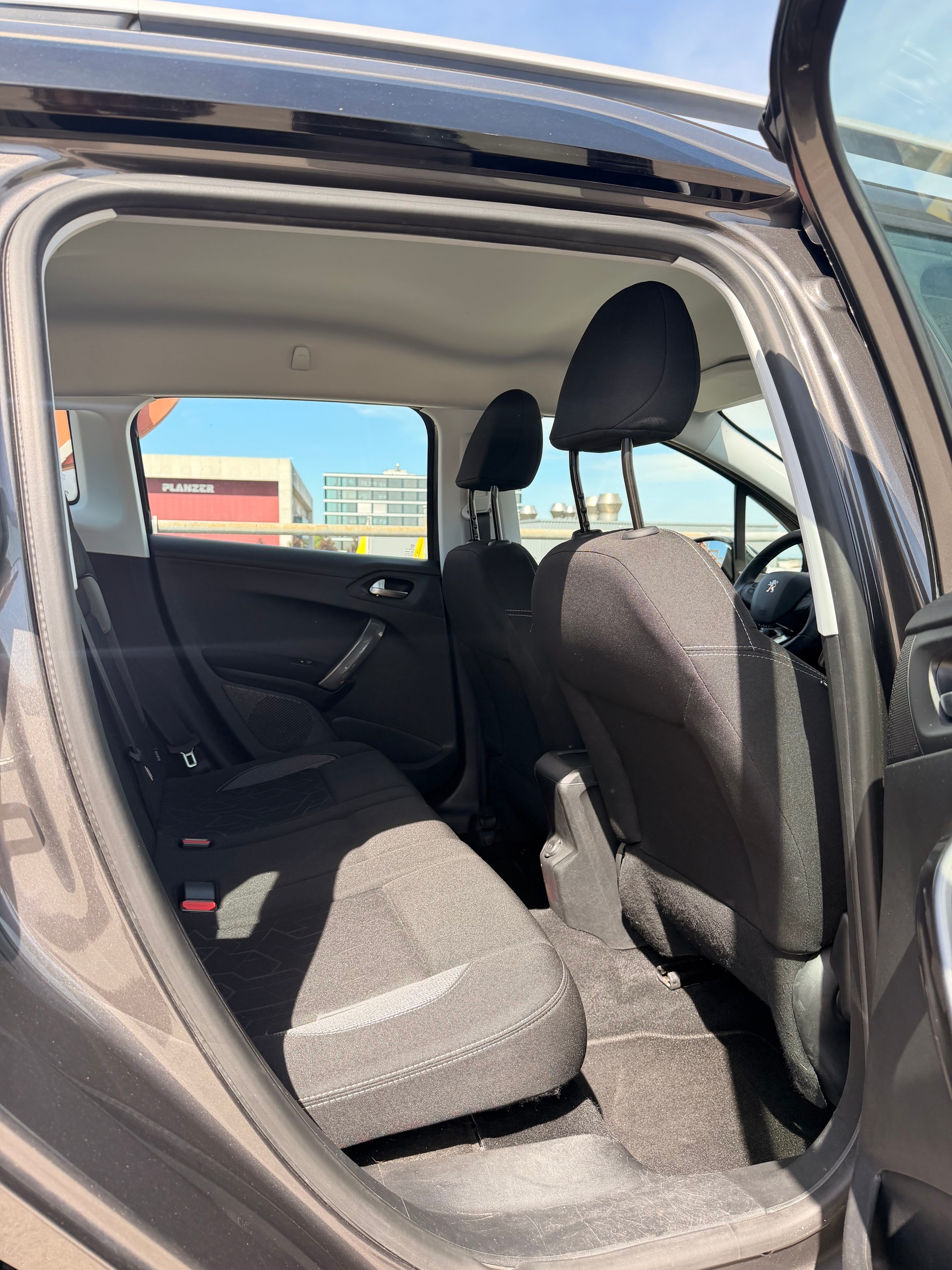 PEUGEOT 2008 1.2 PureTech Active-image-11