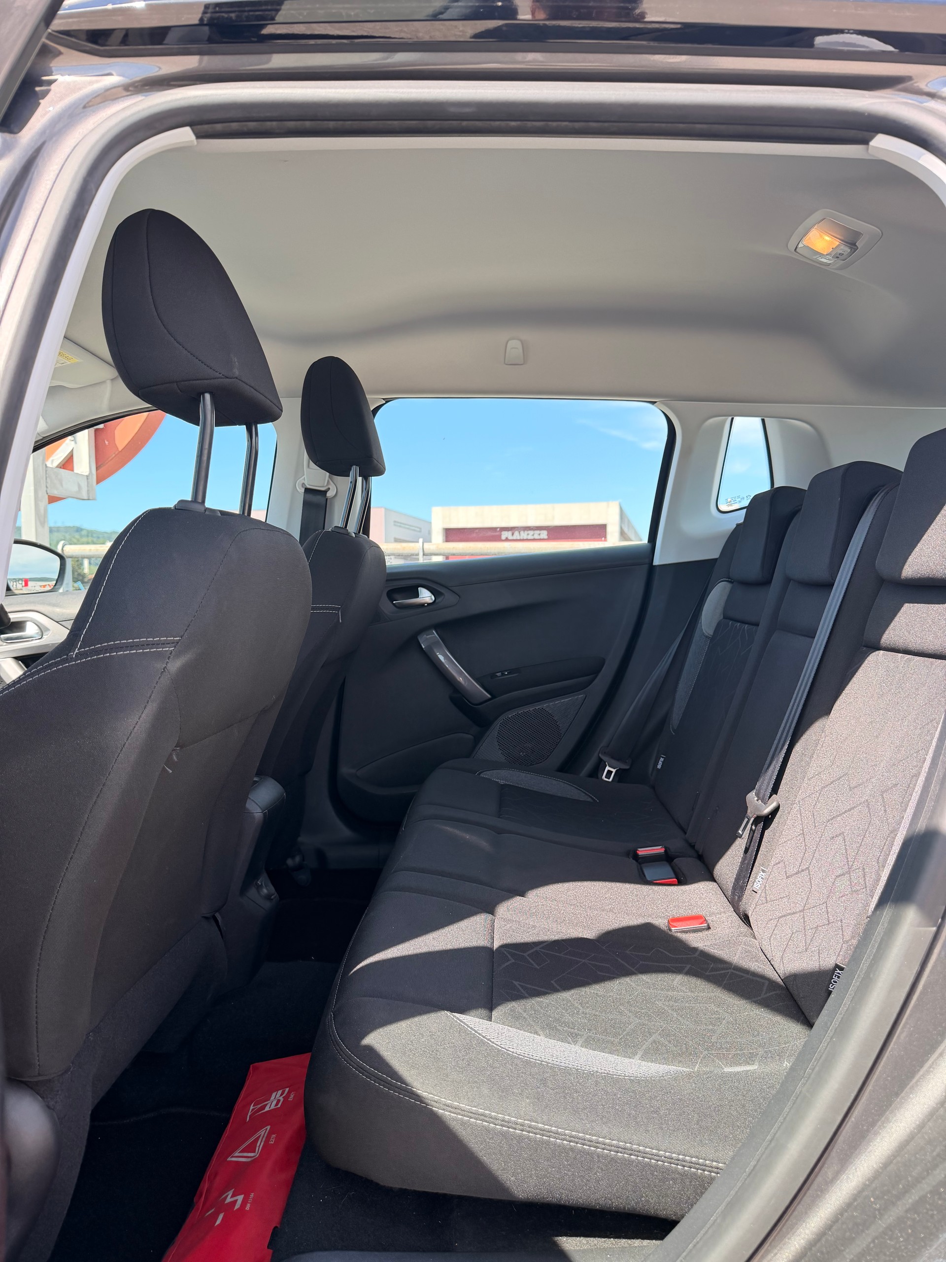 PEUGEOT 2008 1.2 PureTech Active-image-12