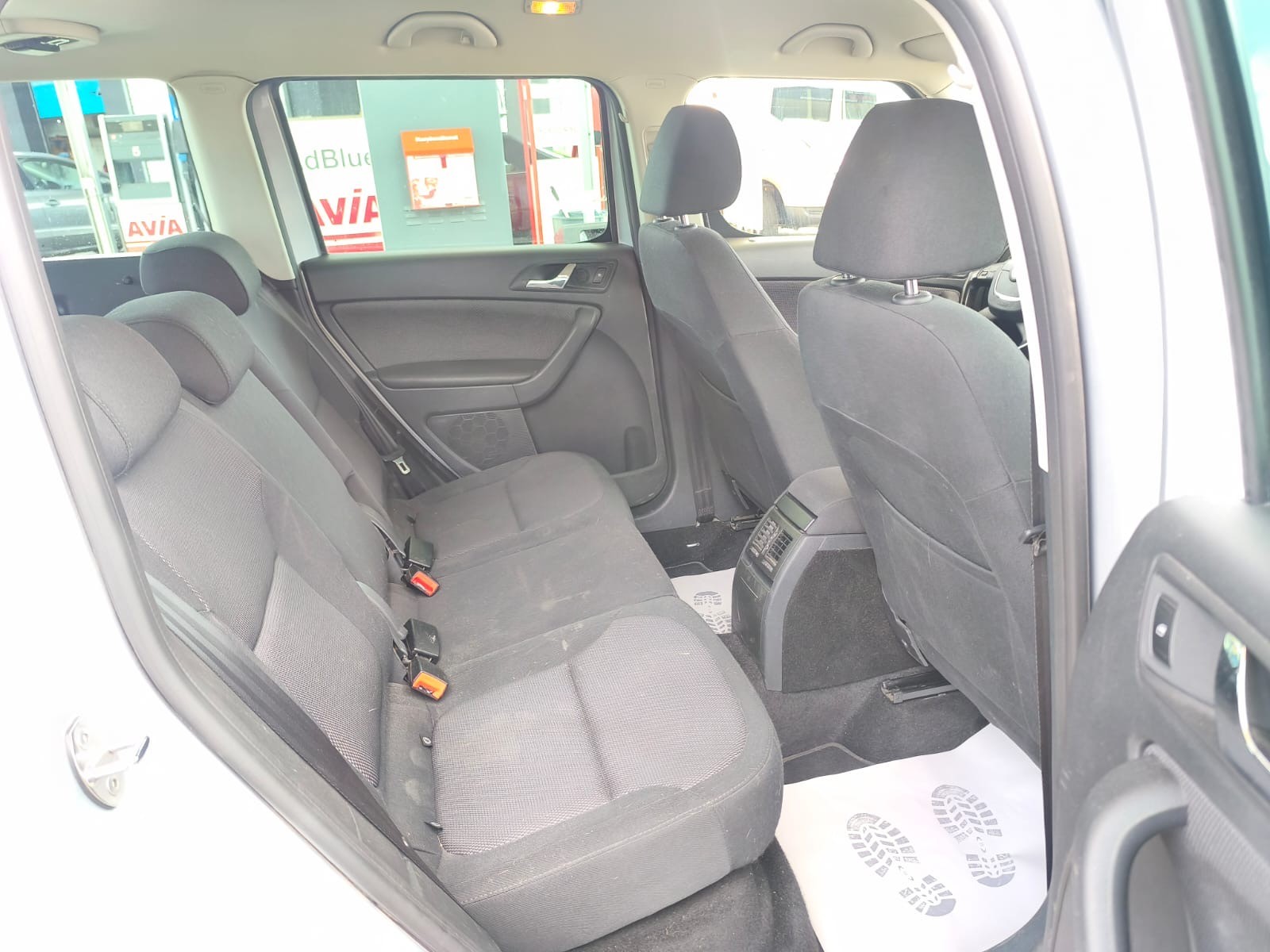 SKODA Yeti 1.8 TSI Elegance 4x4-image-20