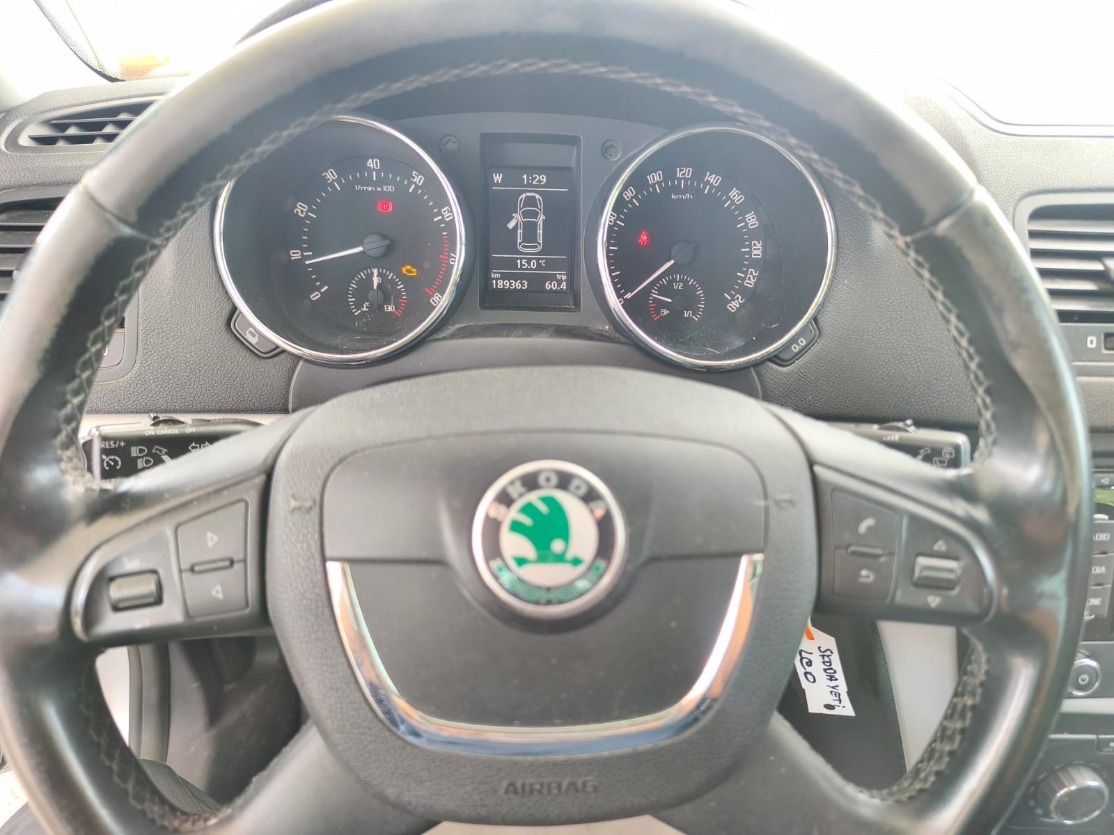 SKODA Yeti 1.8 TSI Elegance 4x4-image-14