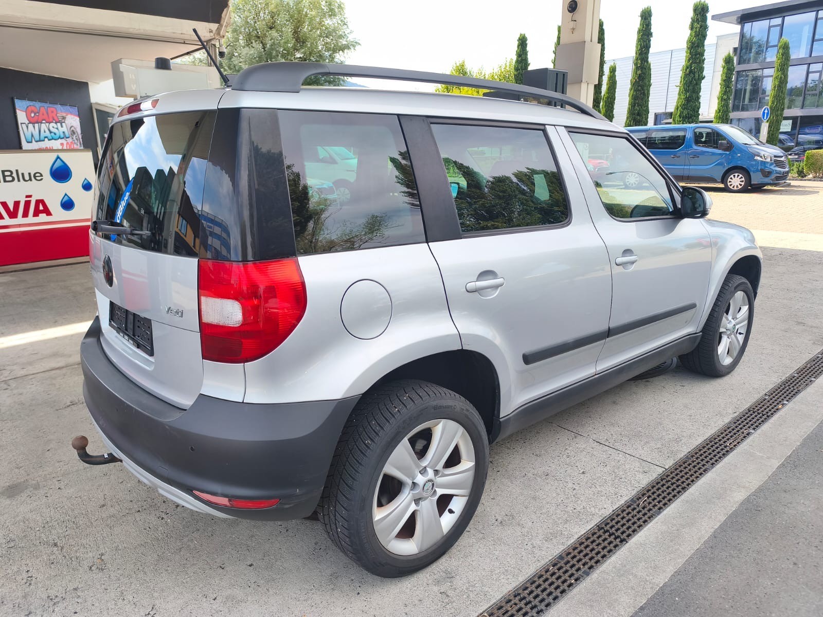 SKODA Yeti 1.8 TSI Elegance 4x4-image-11