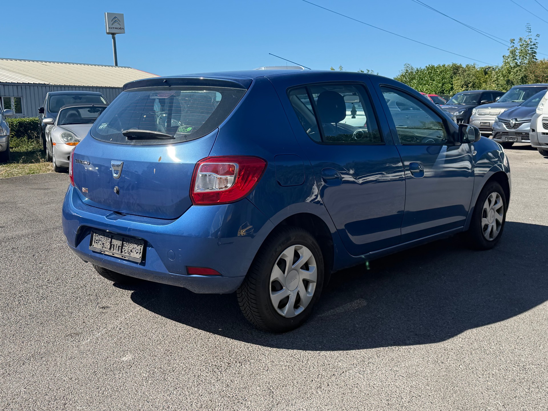 DACIA Sandero 1.5 dCi Lauréate-image-8