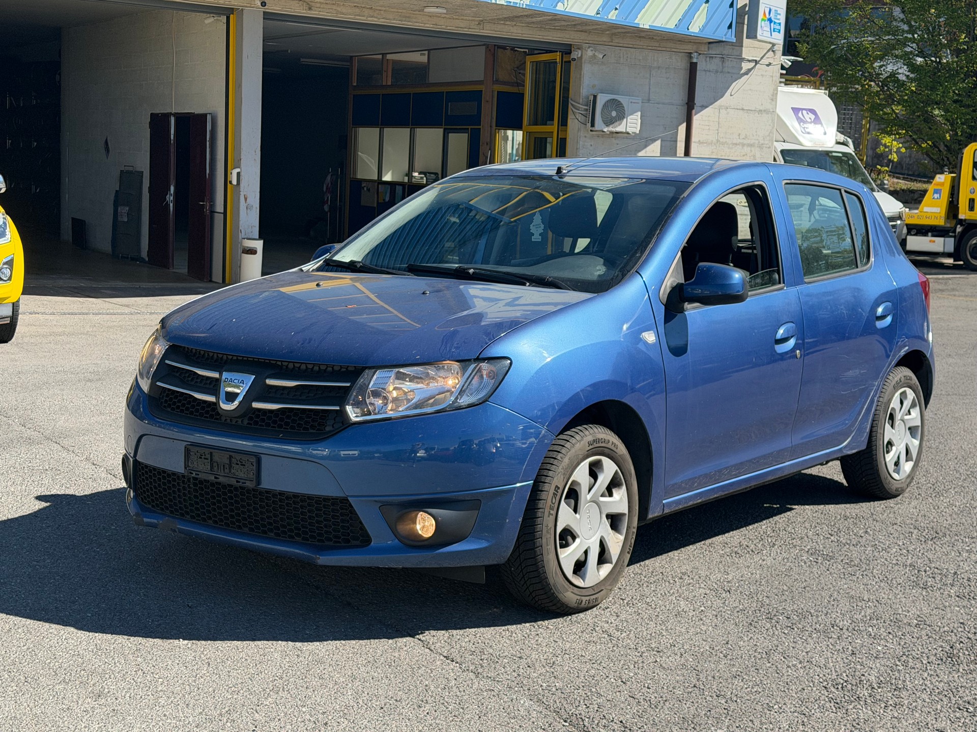 DACIA Sandero 1.5 dCi Lauréate-image-2