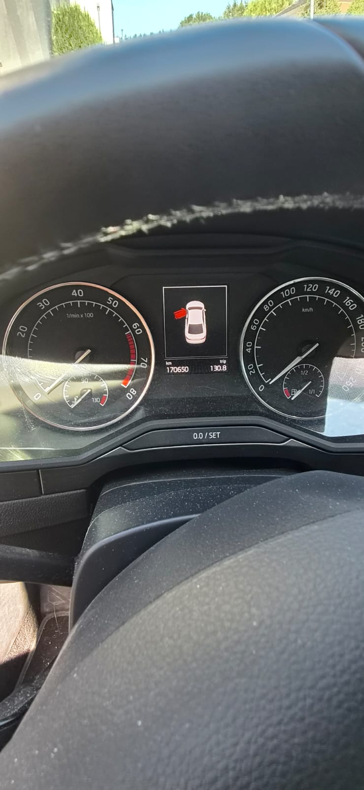 SKODA 1.8 TSI Style DSG-image-4