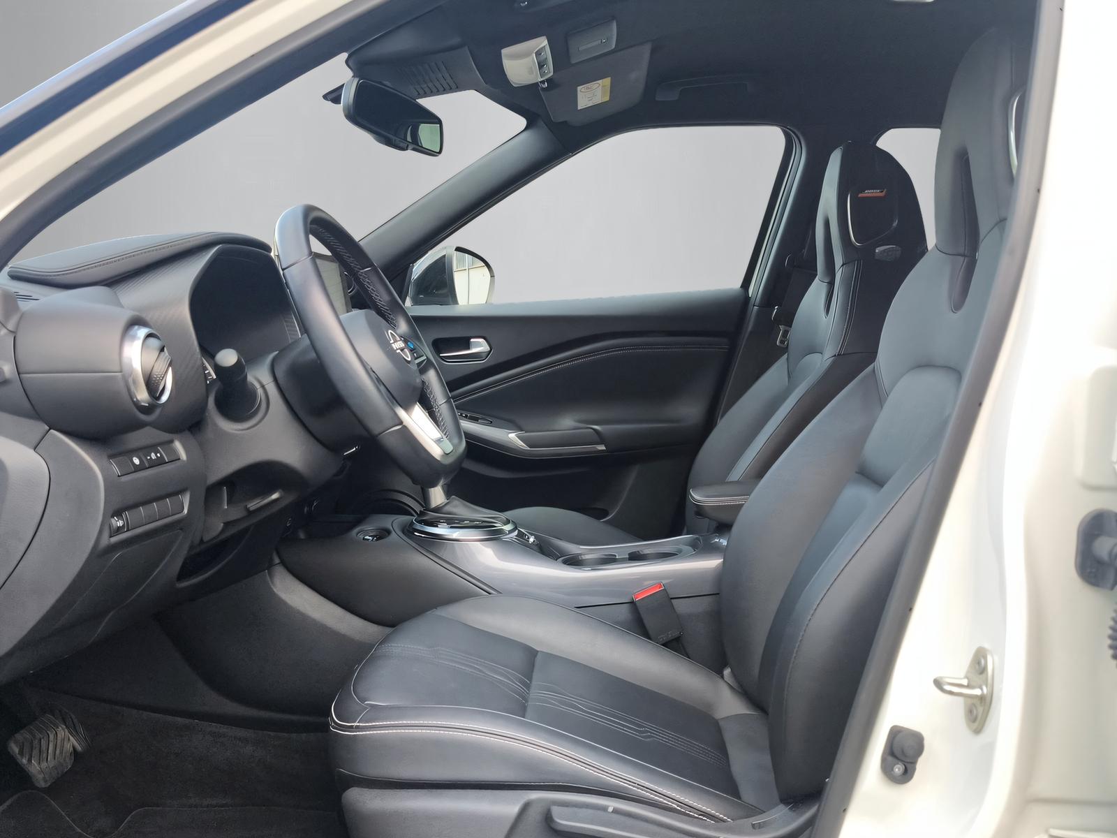 NISSAN Juke 1.6 Hybrid Tekna-image-2