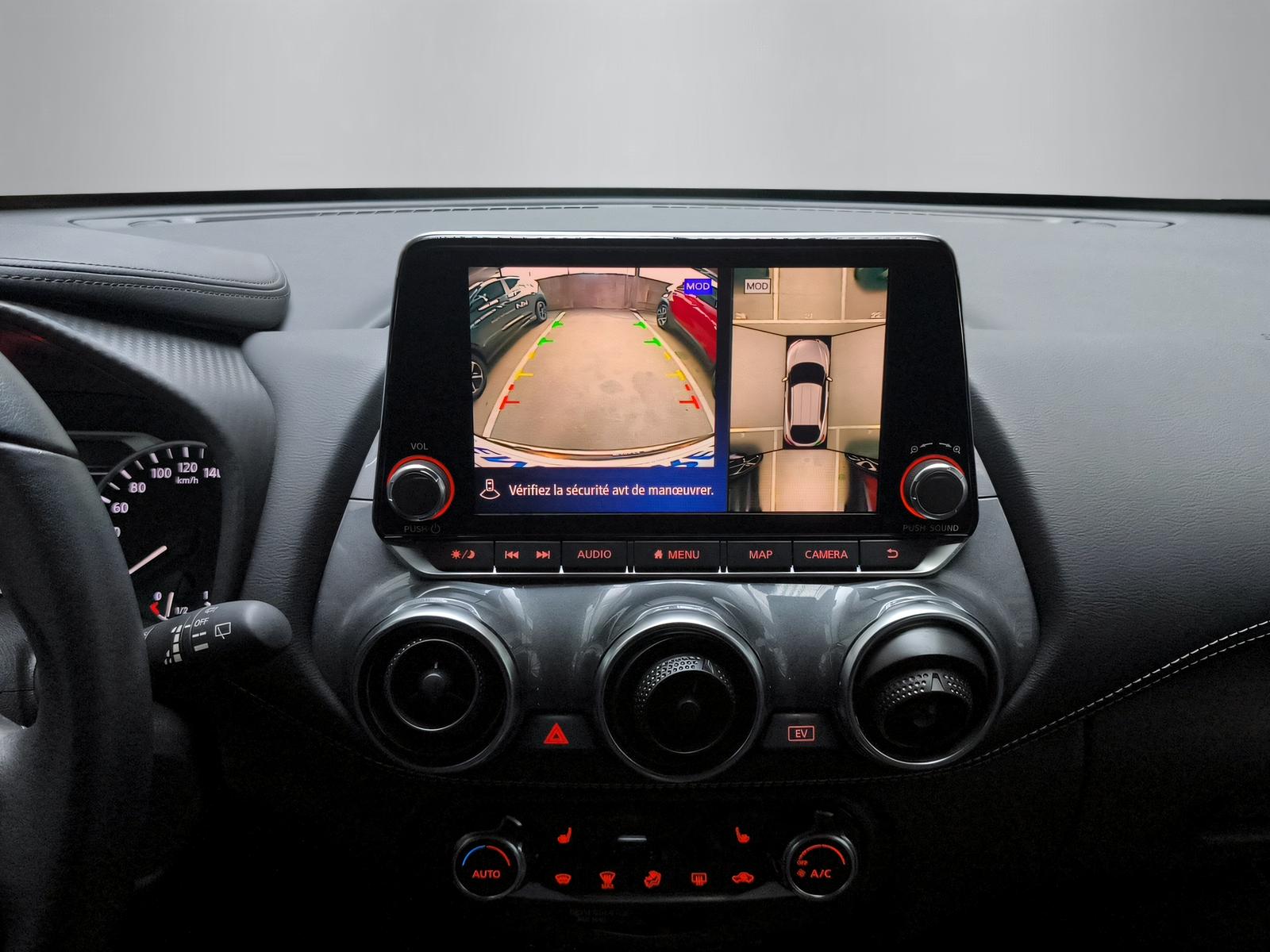 NISSAN Juke 1.6 Hybrid Tekna-image-6