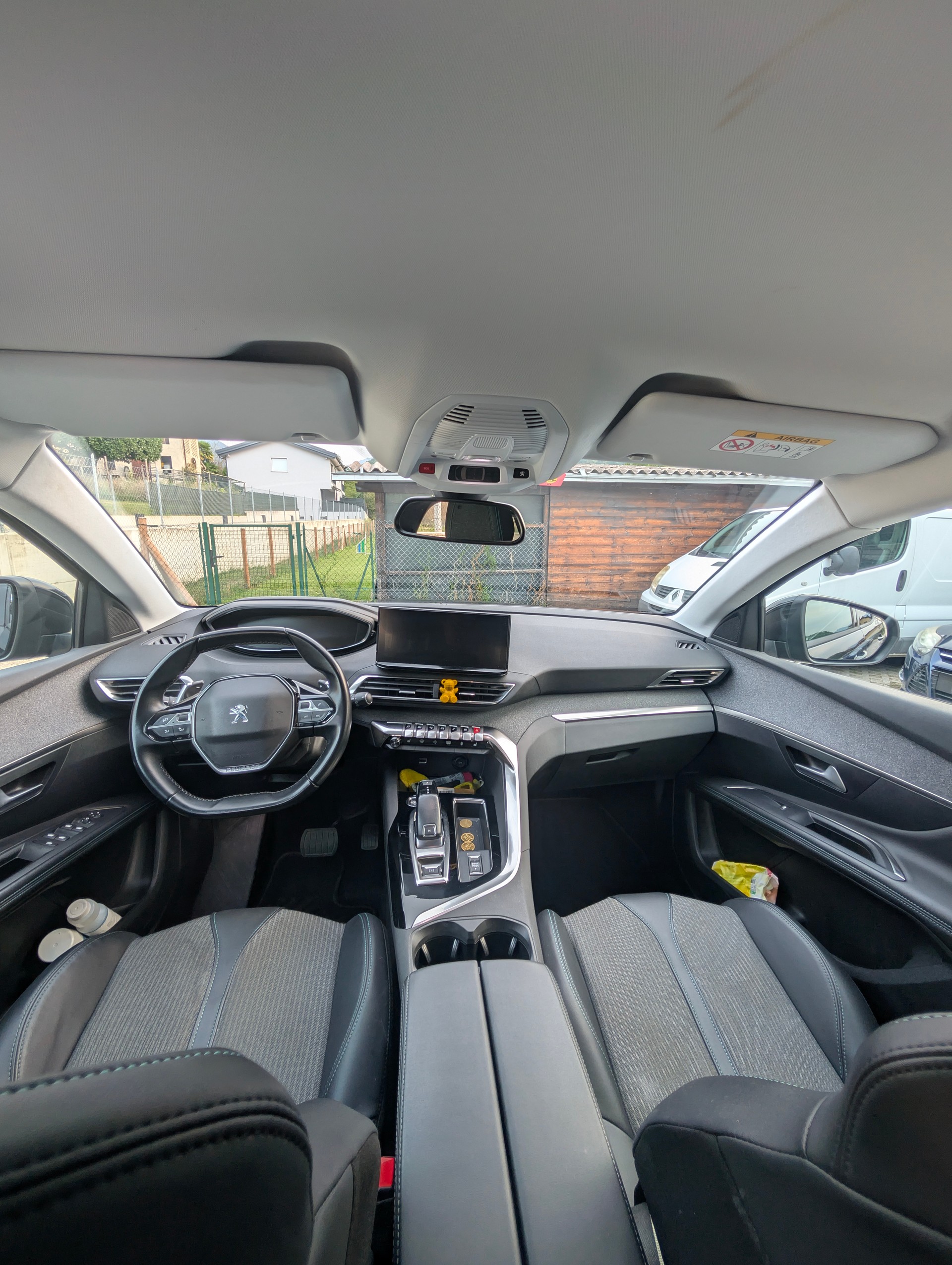 PEUGEOT 1.5 BlueHDi Allure Pack-image-1