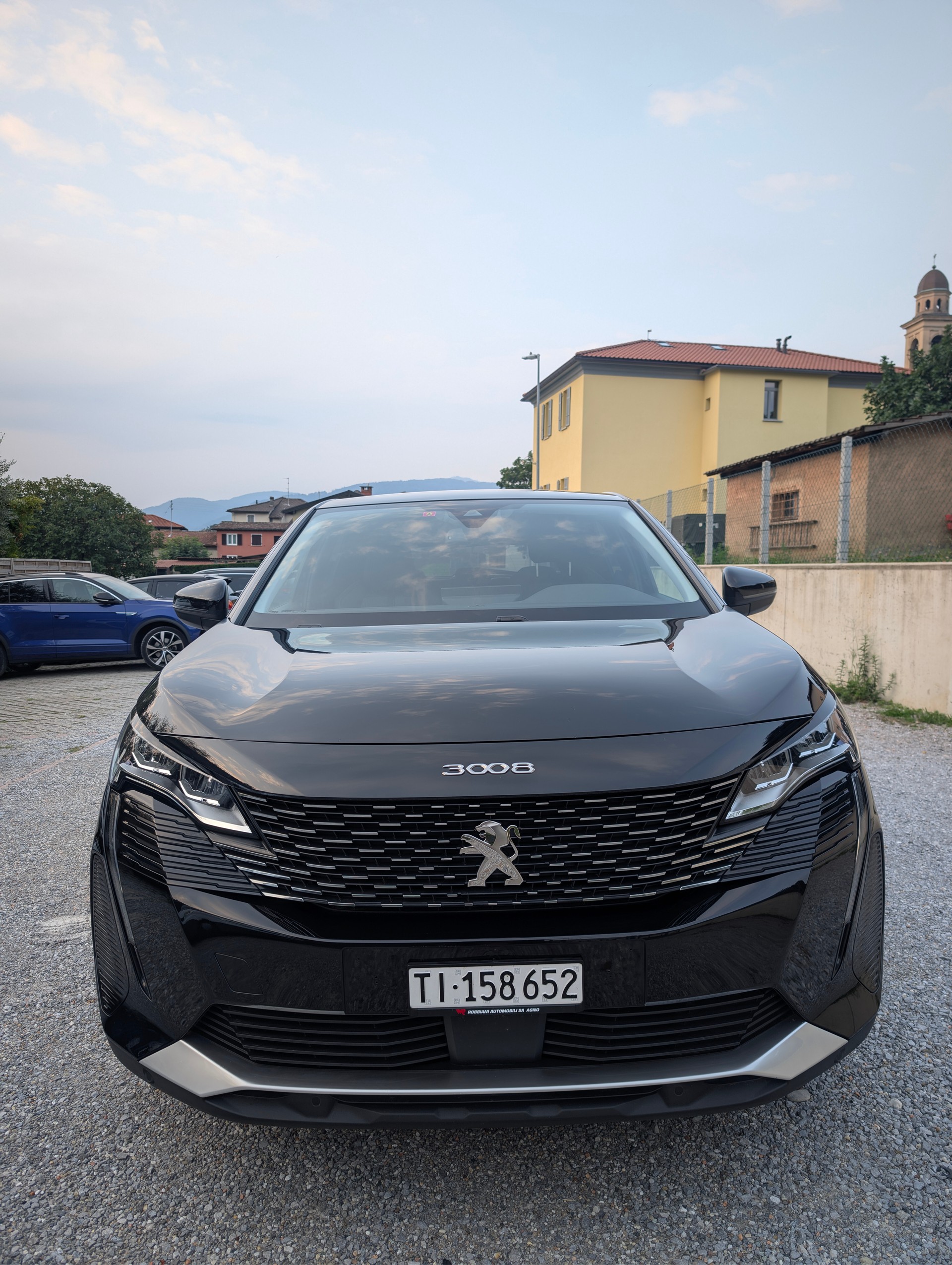 PEUGEOT 1.5 BlueHDi Allure Pack-image-0