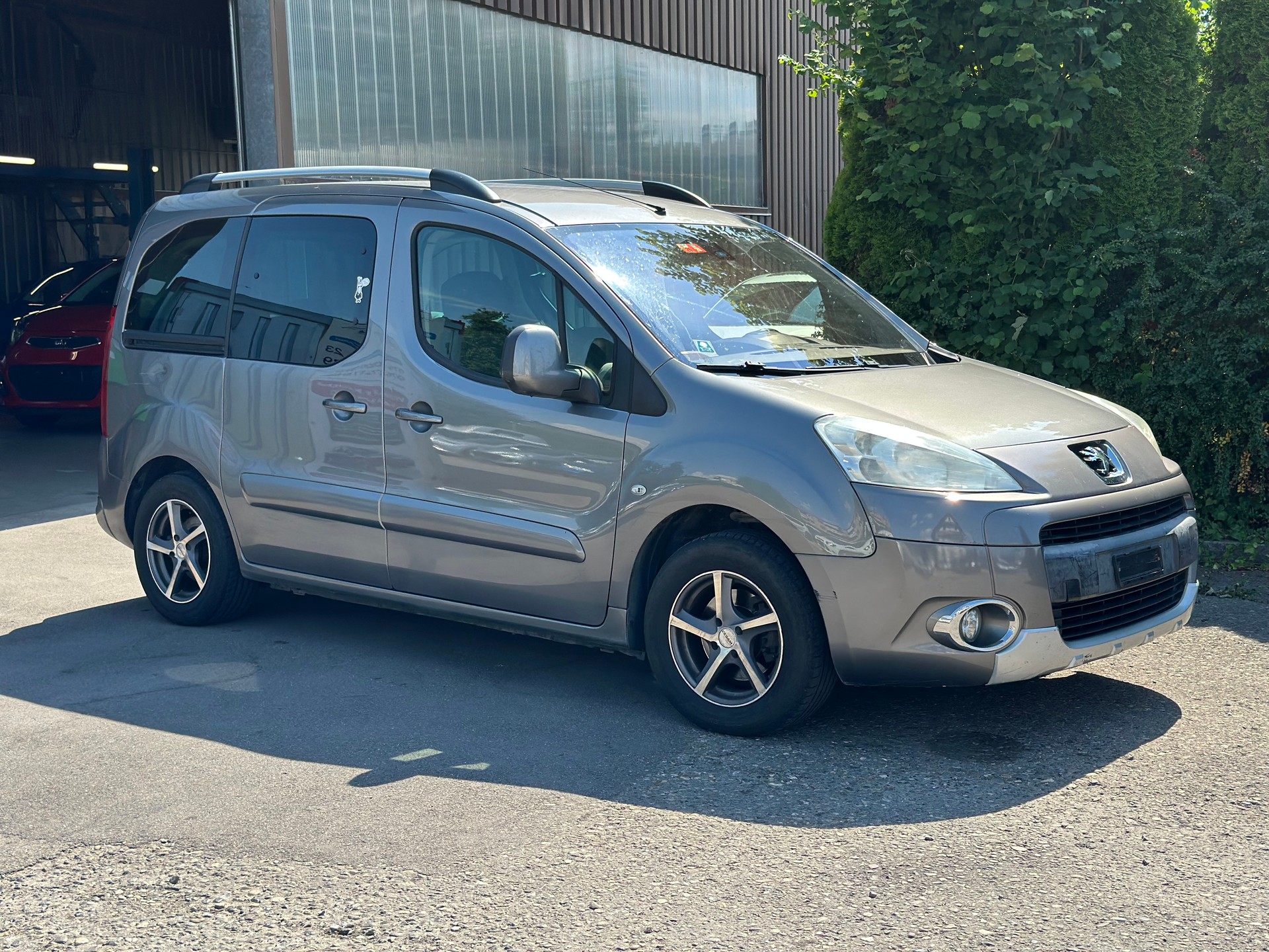 PEUGEOT Partner 1.6 Trendy Clim (Pack)-image-0