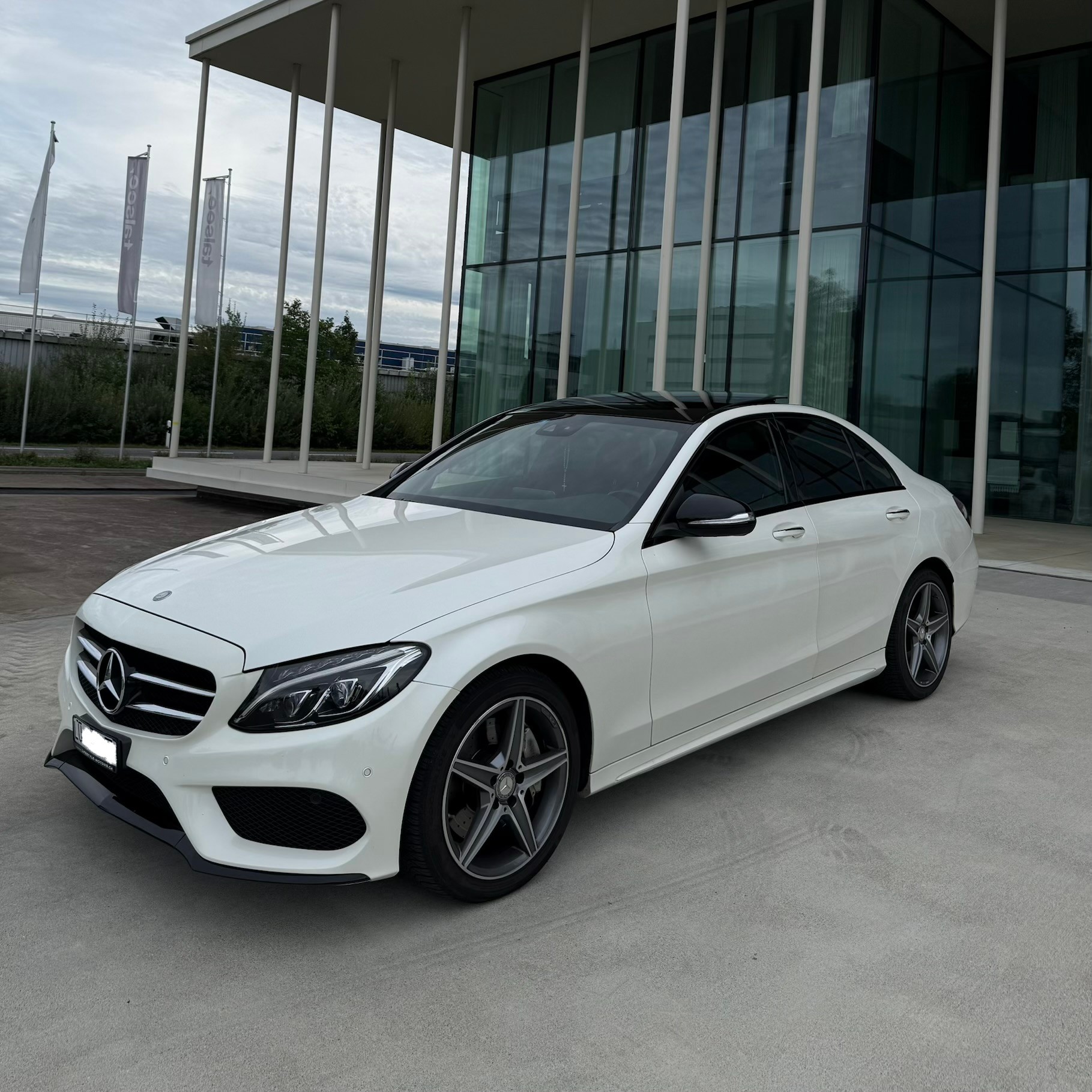 MERCEDES-BENZ C 400 AMG Line 4matic-image-3