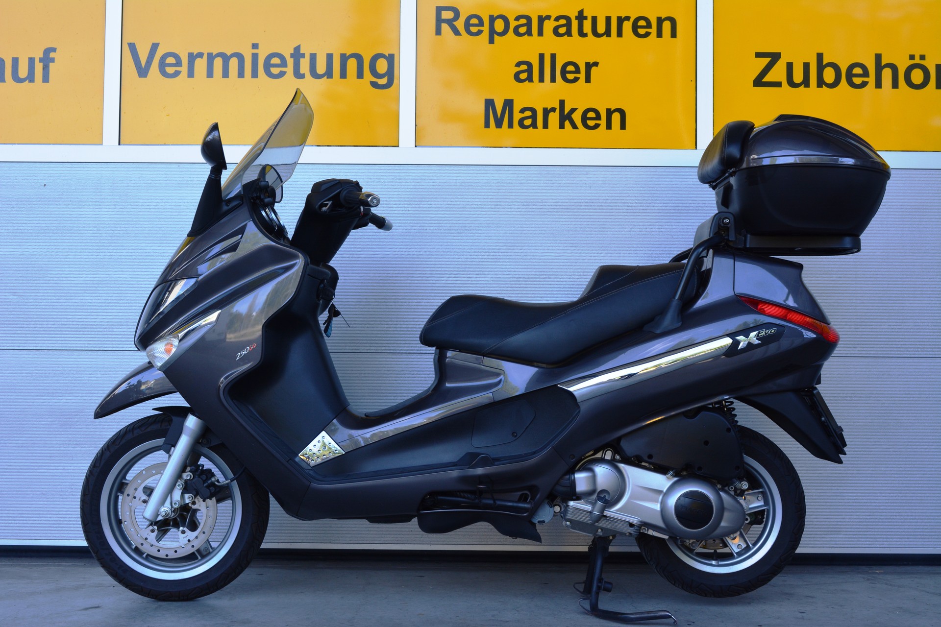 PIAGGIO X EVO 250 i.e.