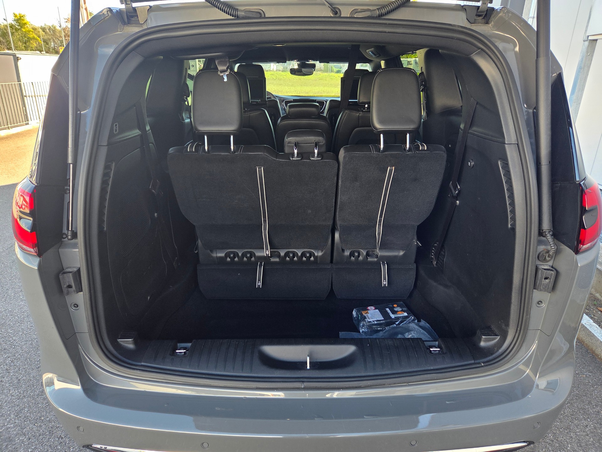CHRYSLER Pacifica 3.6 V6 Select 291 PS / 8-Plätzer-image-8