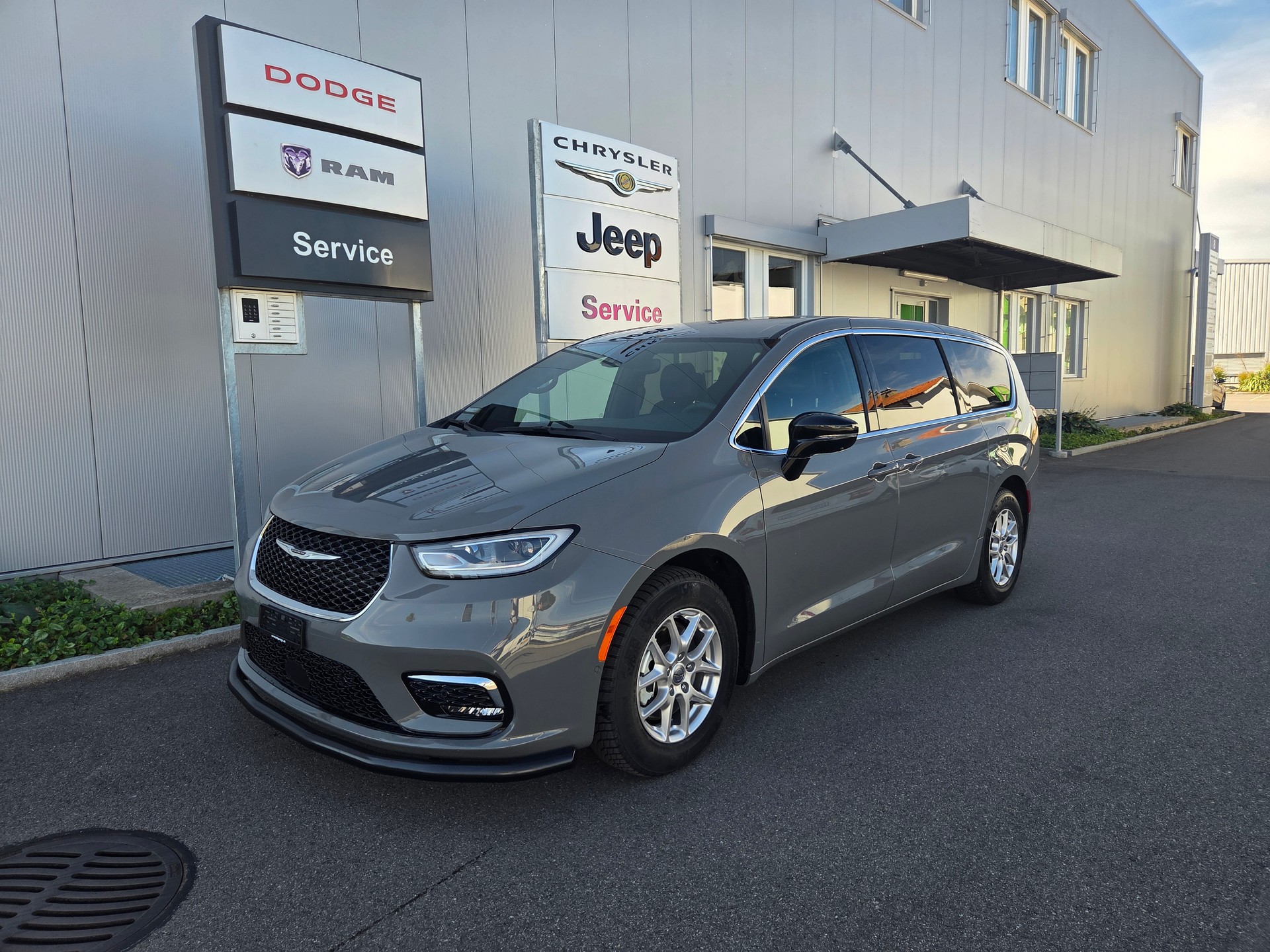 CHRYSLER Pacifica 3.6 V6 Select 291 PS / 8-Plätzer-image-1
