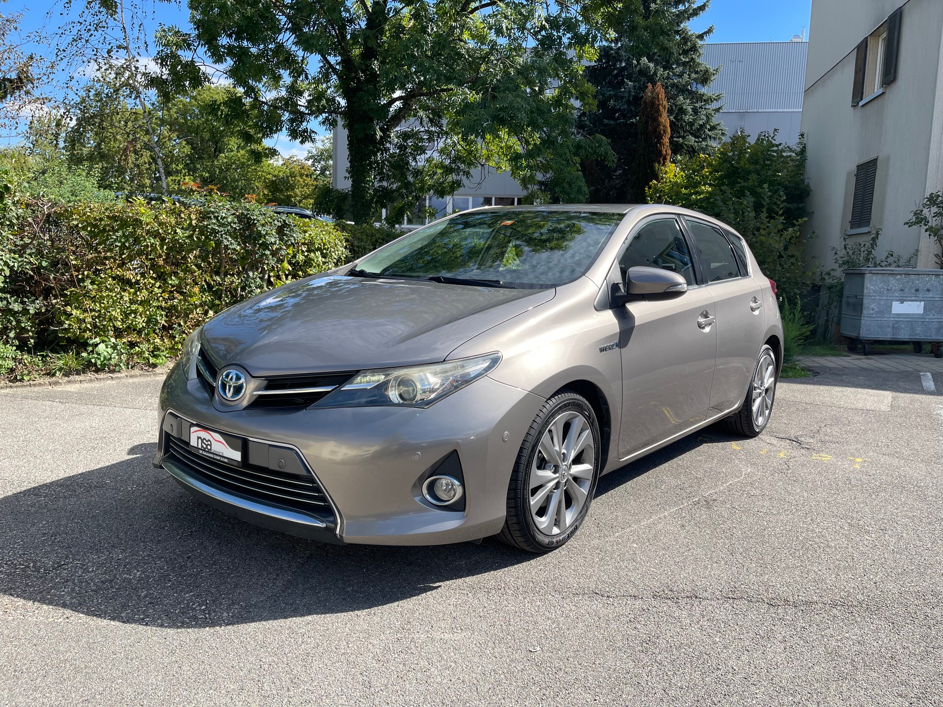 TOYOTA Auris 1.8 16V HSD Linea Luna-image-0