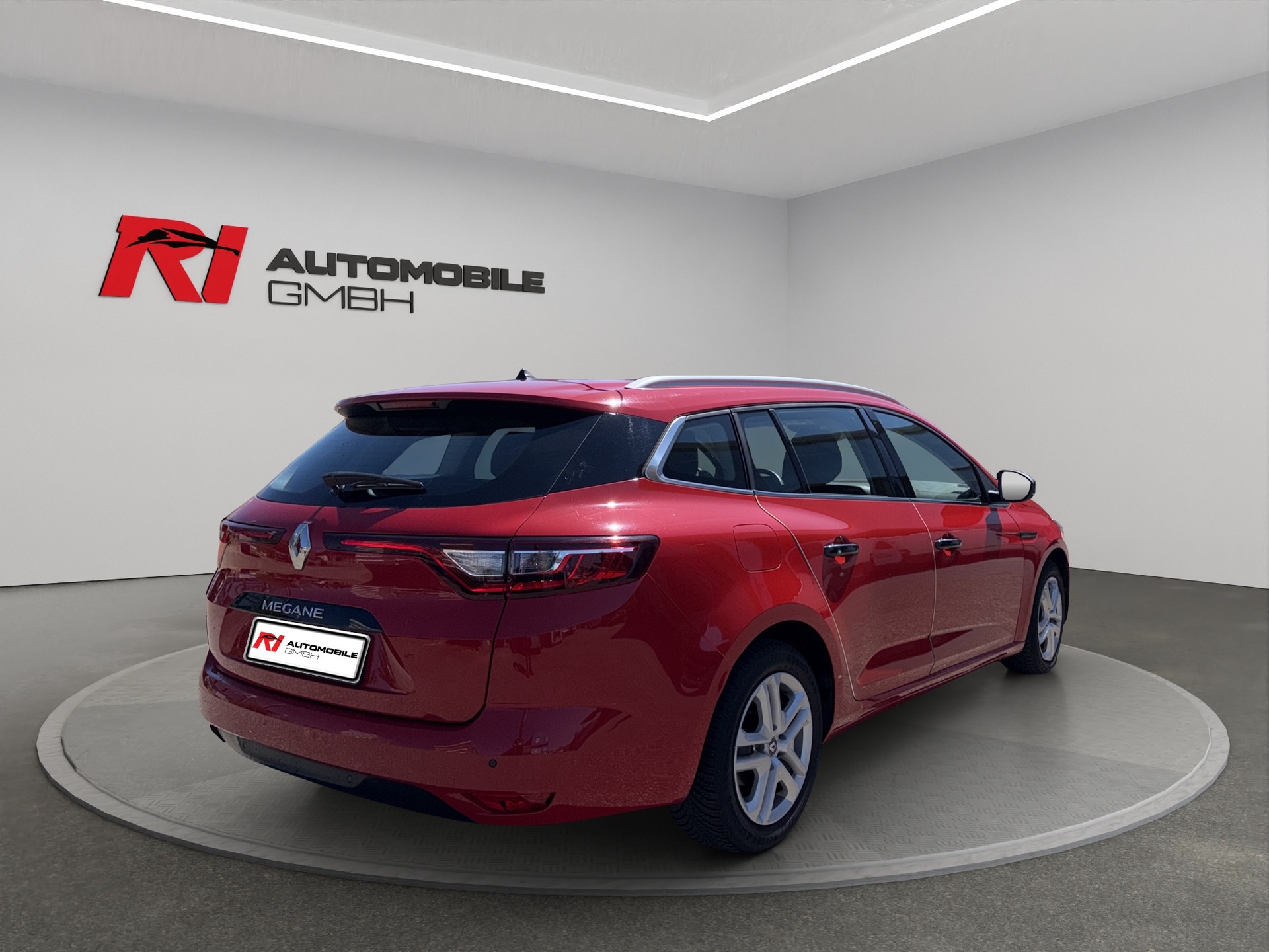 RENAULT Mégane Grandtour 1.5 dCi Business EDC-image-5