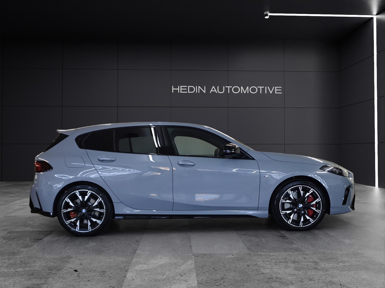 BMW 1er Reihe F70 M135i xDrive-image-5