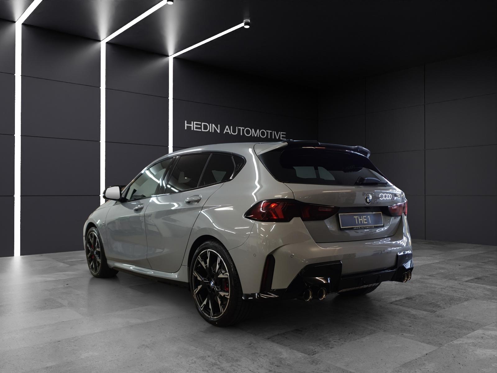 BMW 1er Reihe F70 M135i xDrive-image-2
