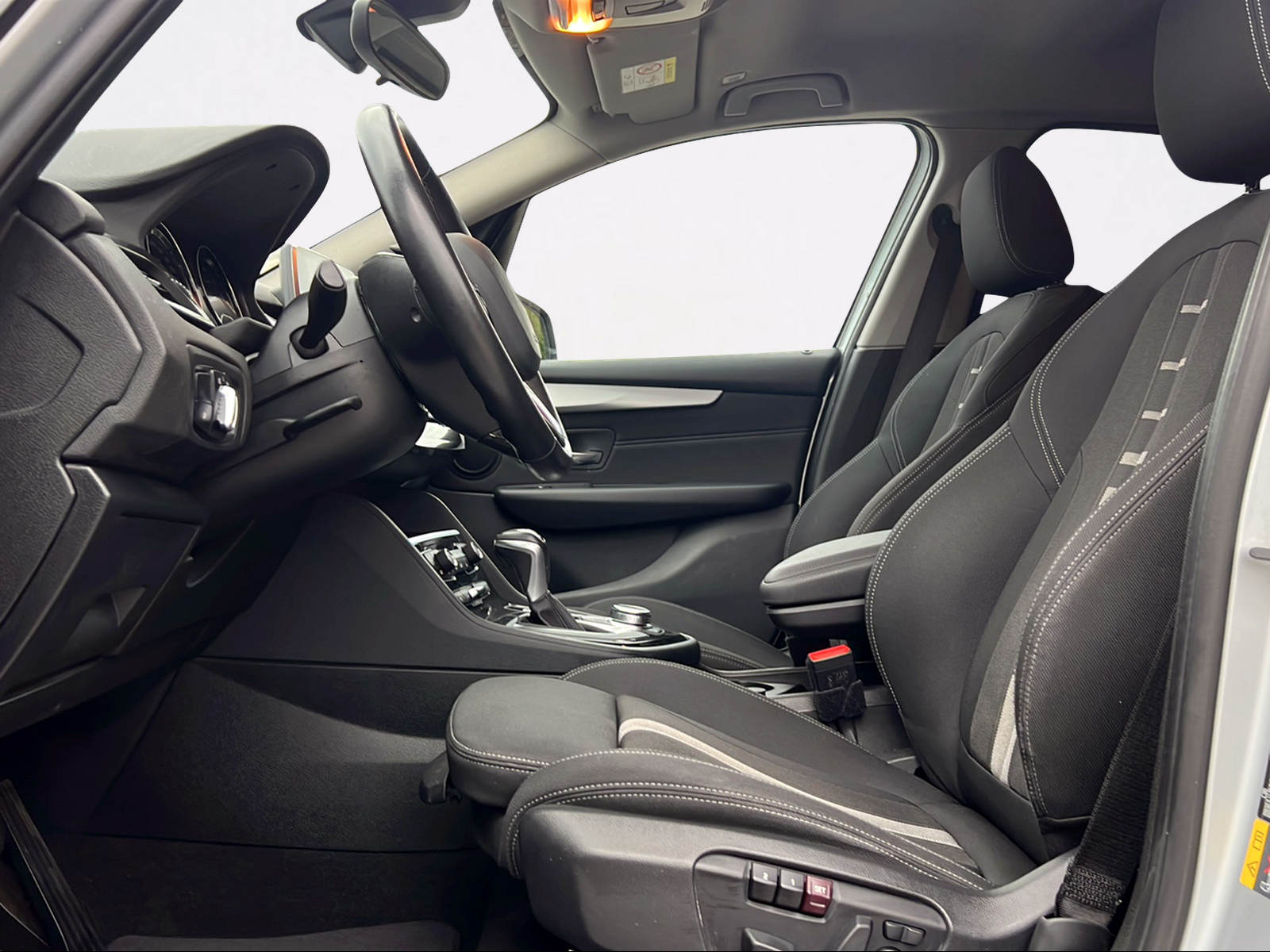 BMW 225xe iPerformance Active Tourer Steptronic-image-9