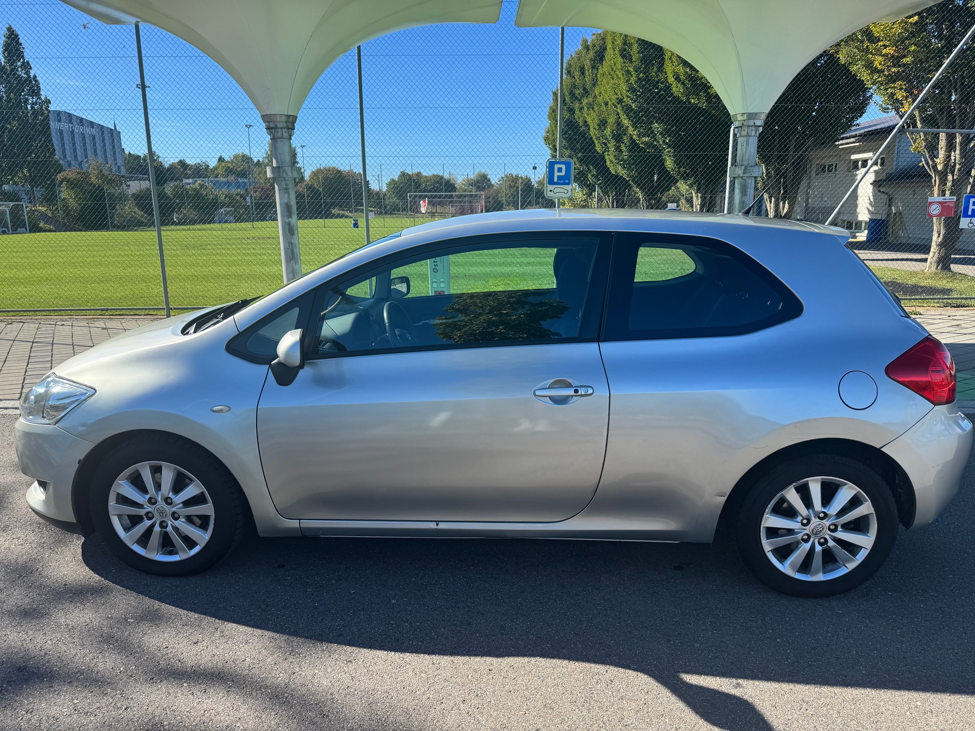 TOYOTA 2.0 D-4D-image-2