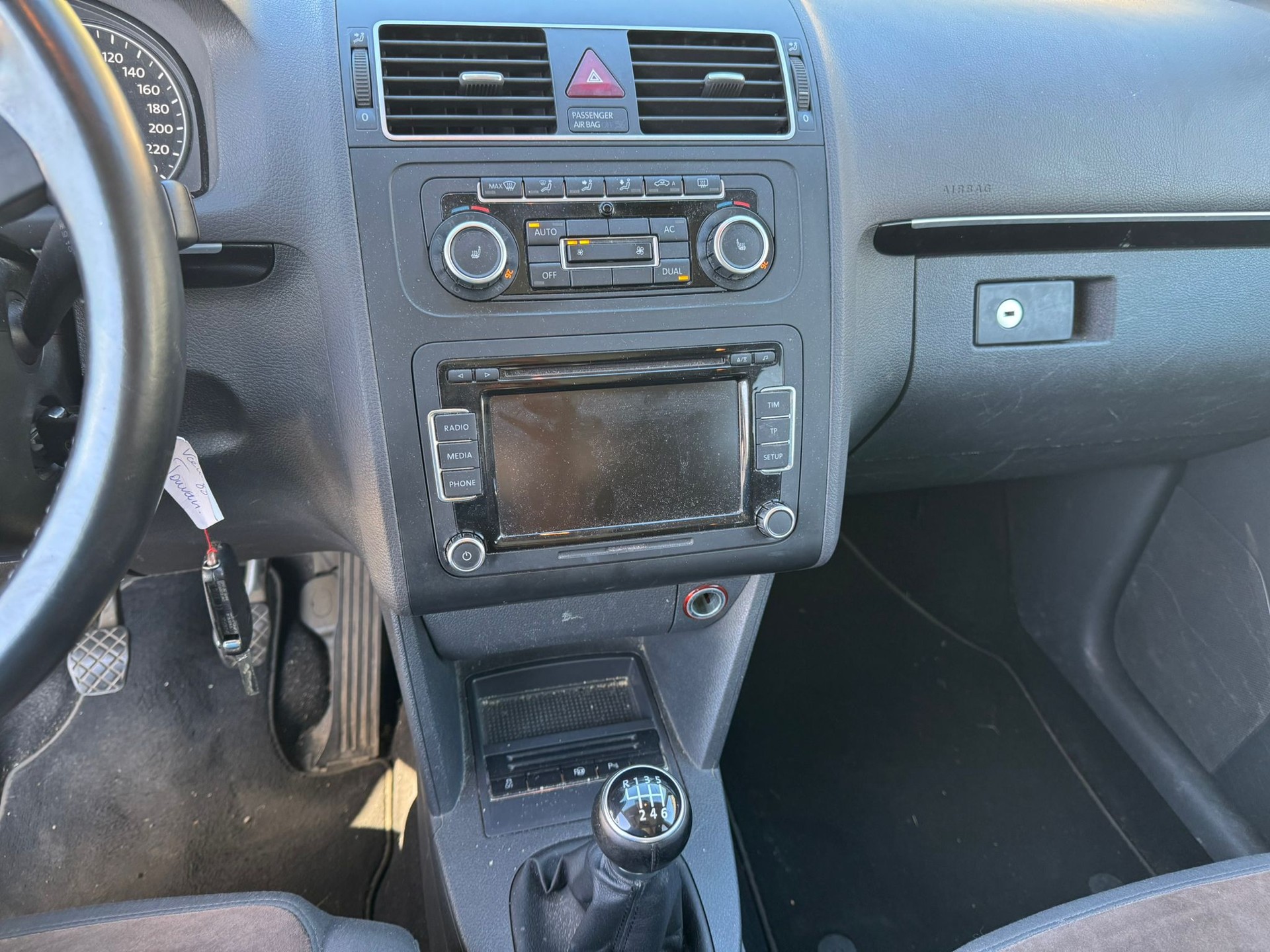 VW Touran 1.4 TSI Trendline-image-6
