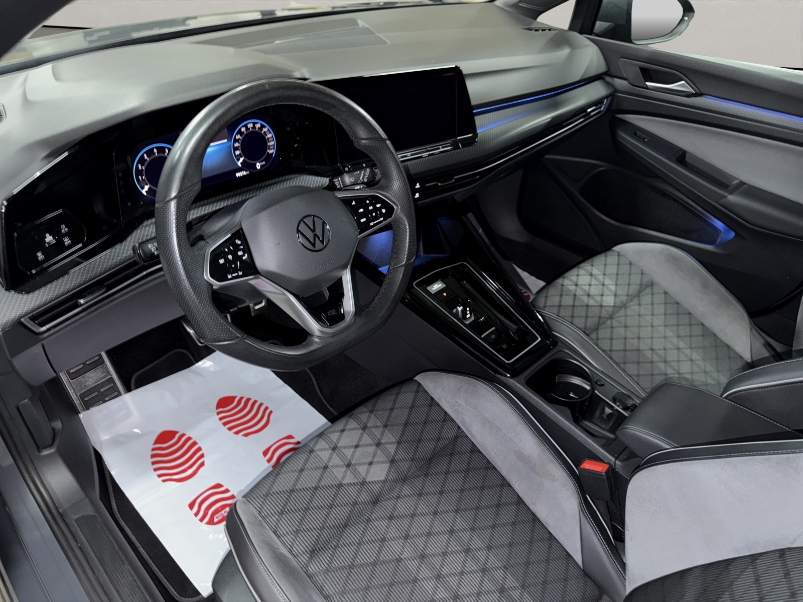 VW Golf 1.5 TSI / R-Line DSG-image-9