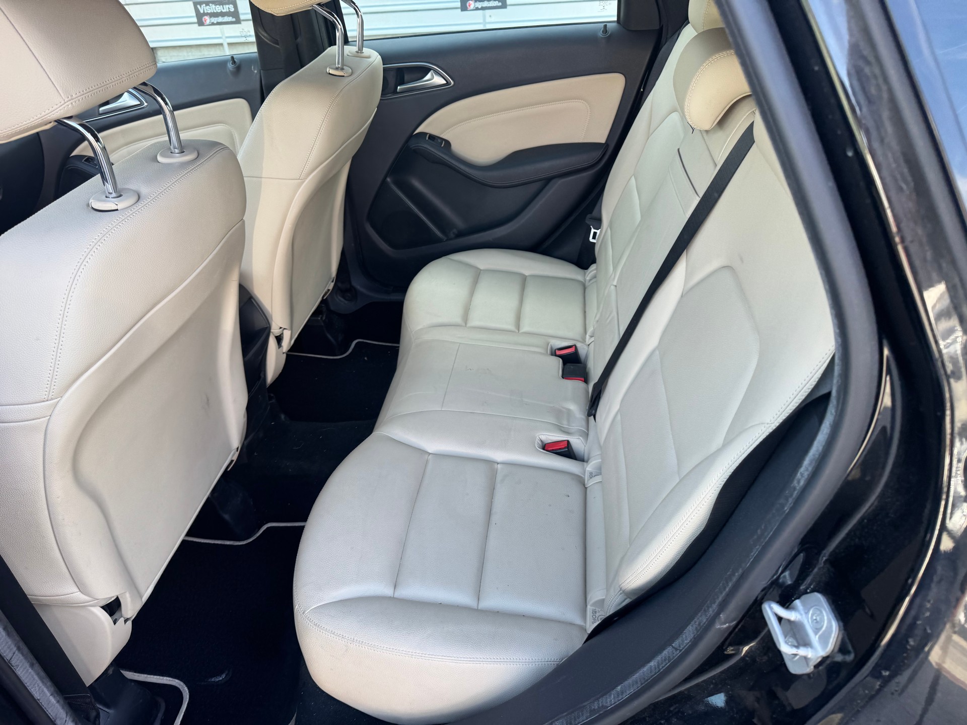 MERCEDES-BENZ B 220 4Matic 7G-DCT-image-9