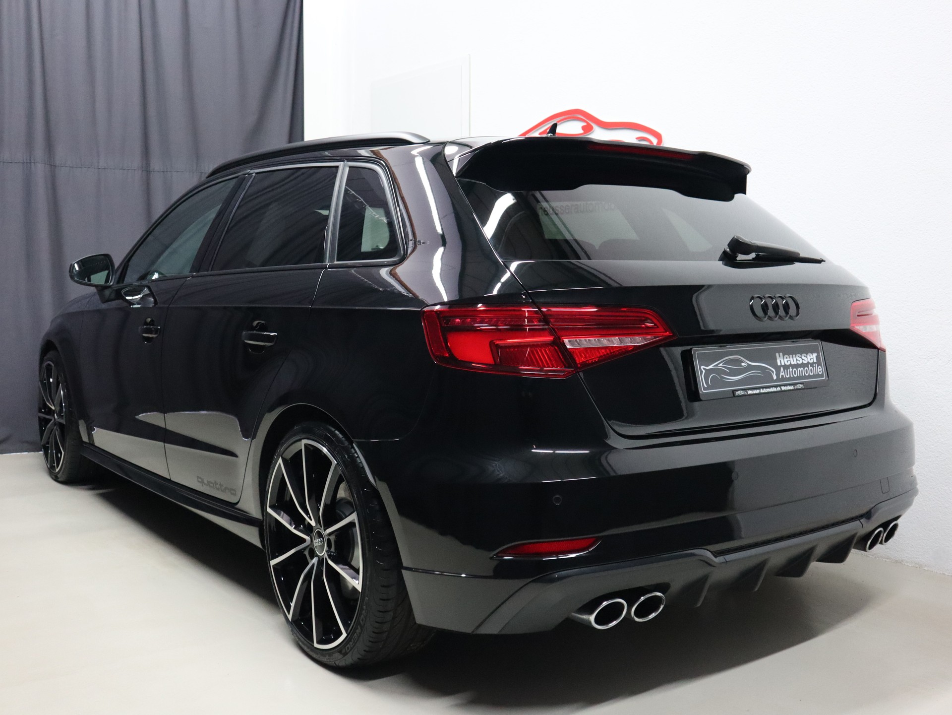 AUDI S3 Sportback 2.0 TFSI quattro S-tronic - Panorama - Matrix LED - Leder - B&O - Sportsitze - No OPF - 310 PS-image-4