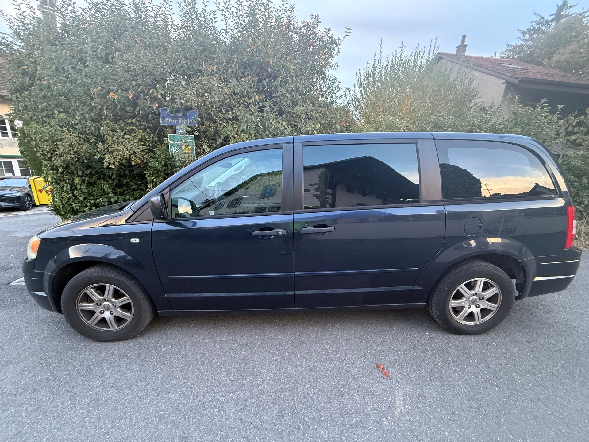 CHRYSLER 2.8 CRD Touring-image-1