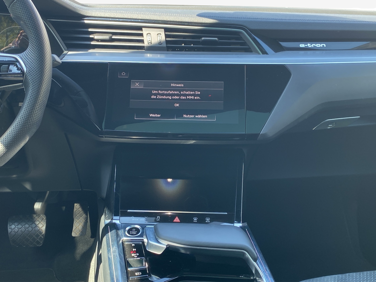 AUDI e-tron 55 Sportback S Line Black Edition quattro-image-10