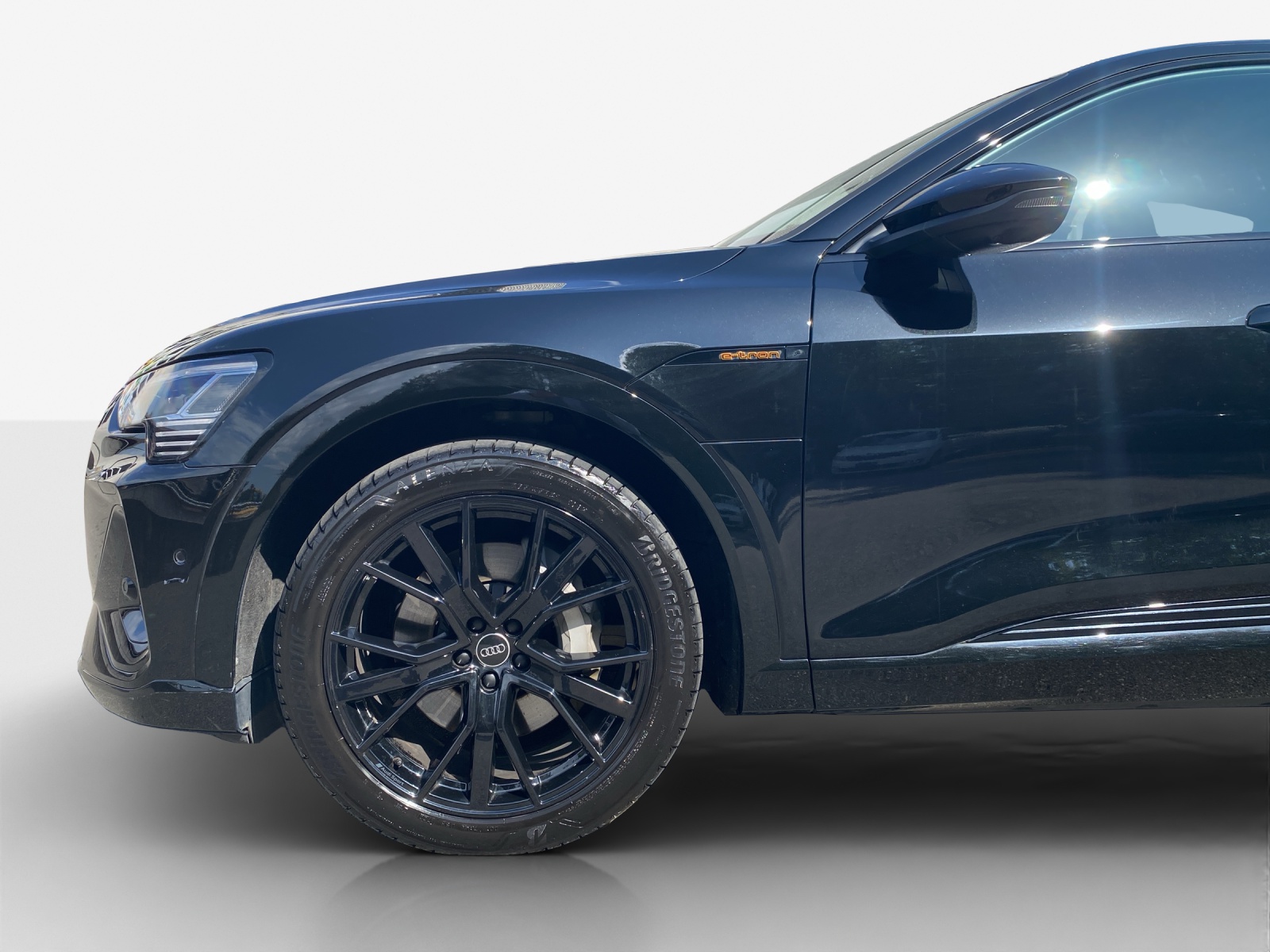 AUDI e-tron 55 Sportback S Line Black Edition quattro-image-13
