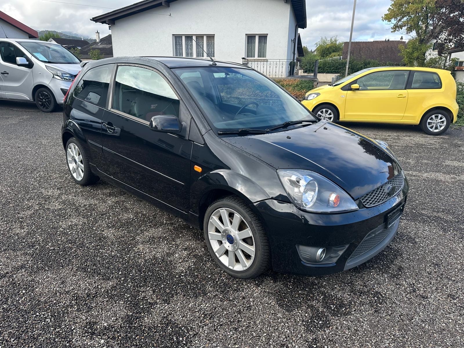 FORD Fiesta 2.0 16V ST-image-2