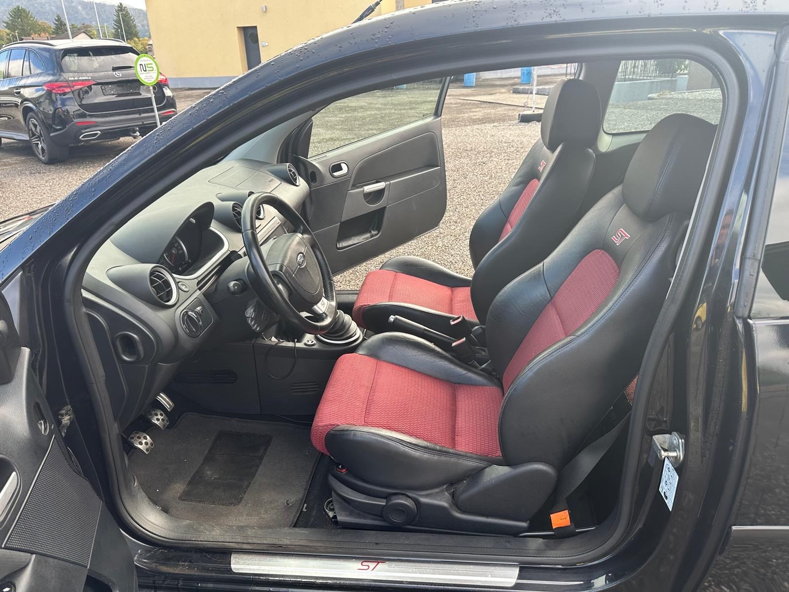 FORD Fiesta 2.0 16V ST-image-4