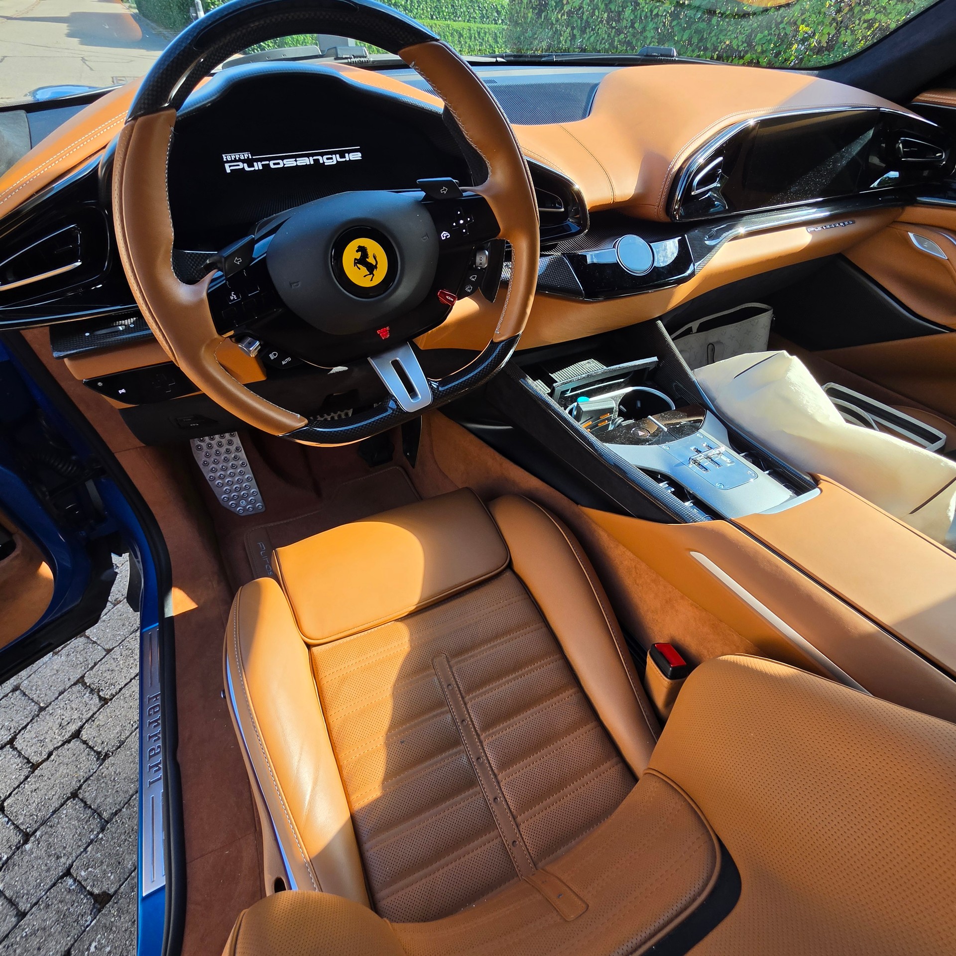 FERRARI 6.5-image-3