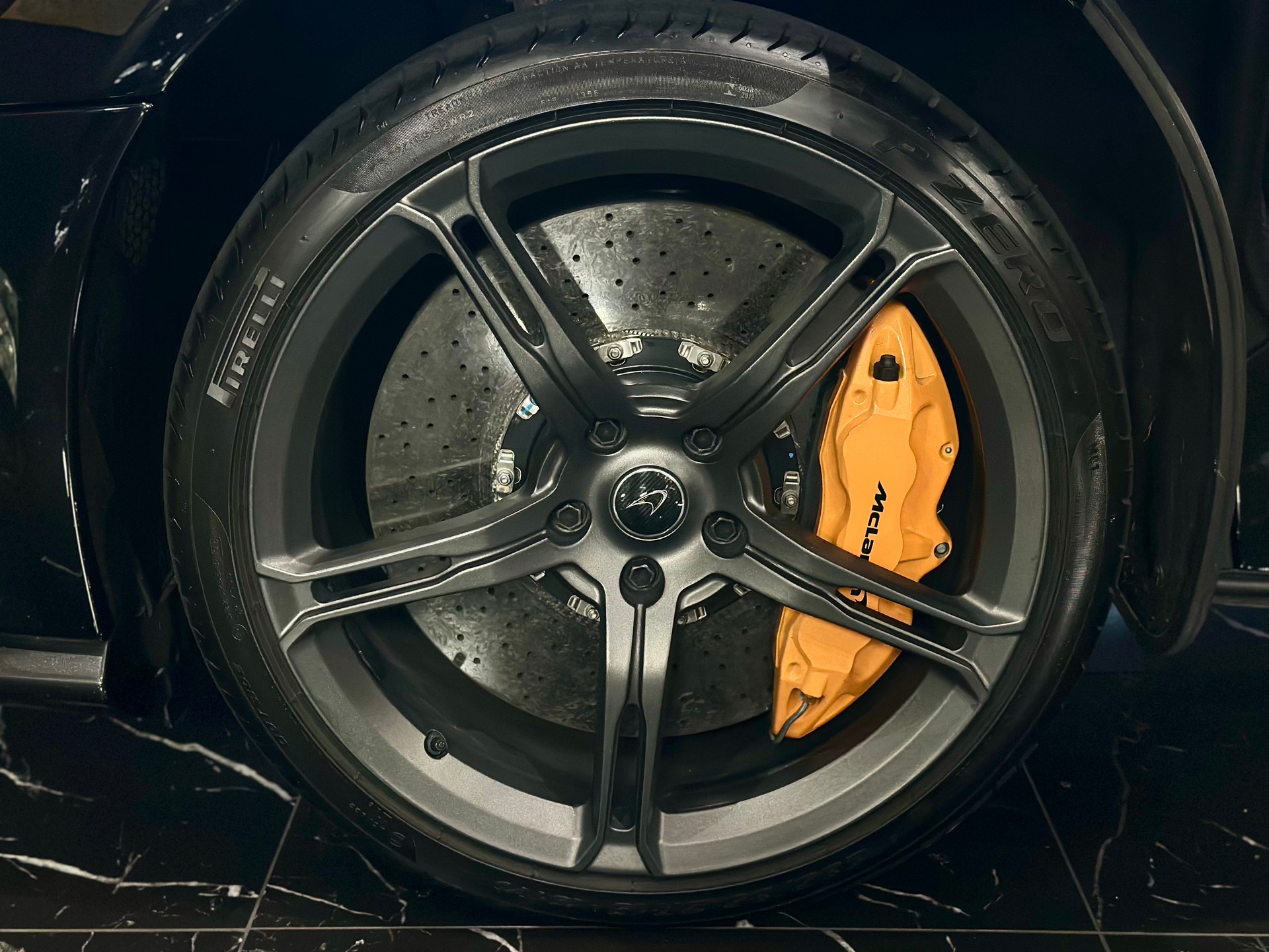 McLAREN 650S Spider 3.8 V8 SSG-image-18
