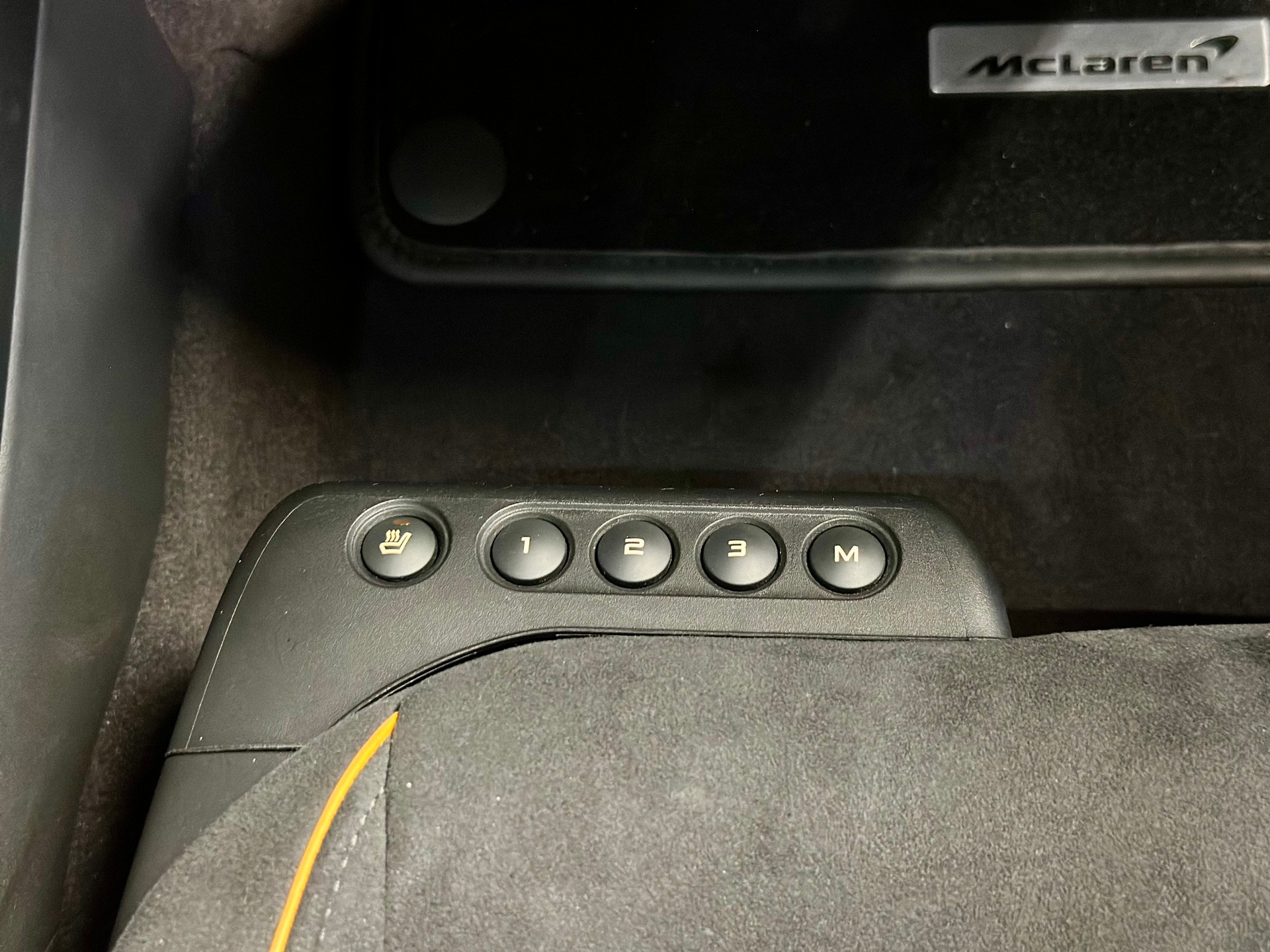 McLAREN 650S Spider 3.8 V8 SSG-image-14