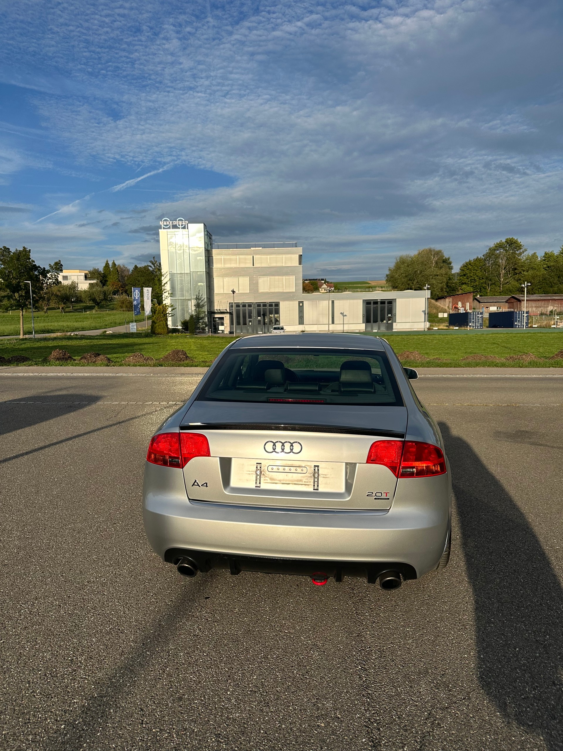 AUDI A4 2.0 T DTM quattro-image-7