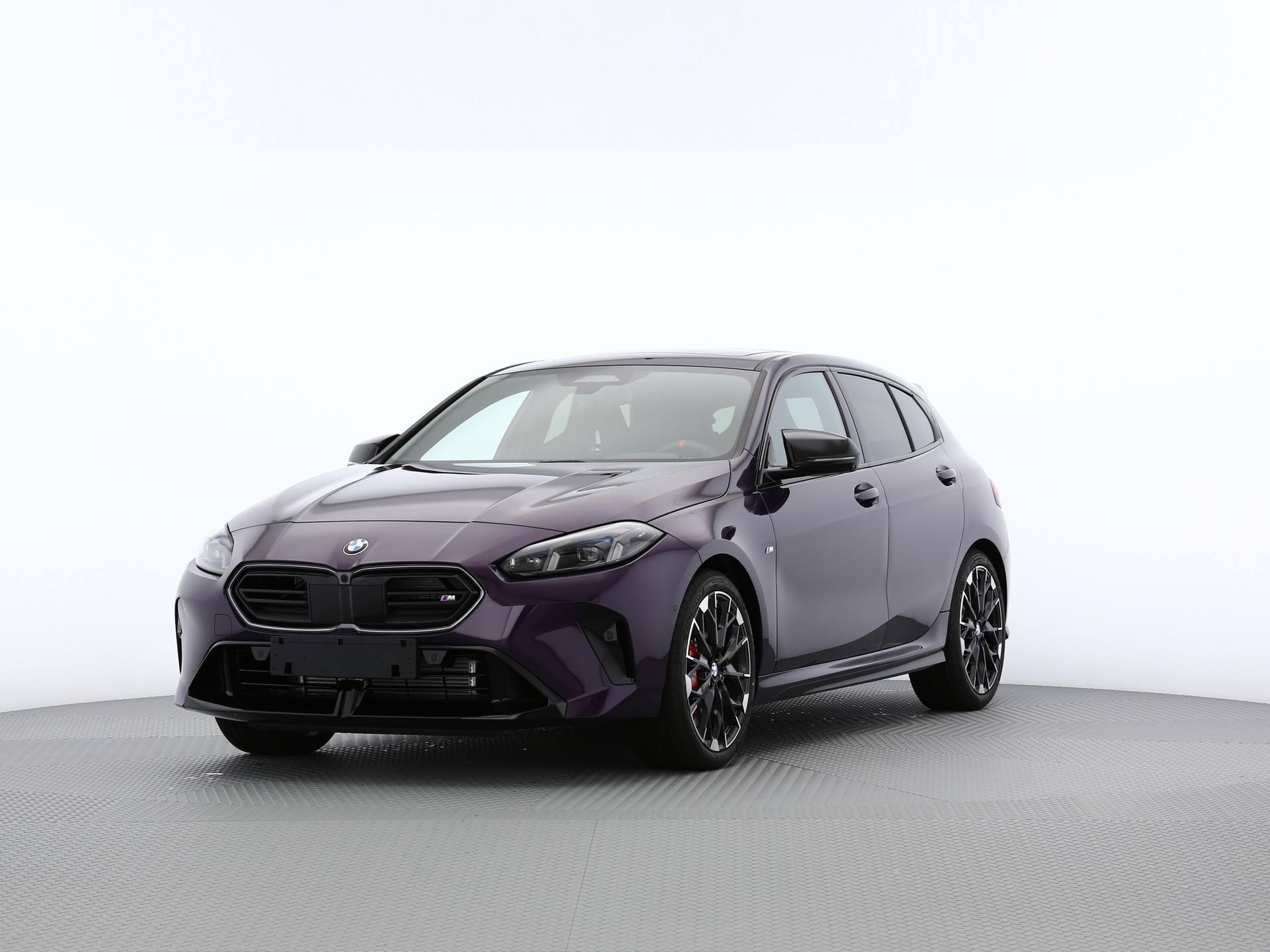 BMW 1er Reihe F70 M135i xDrive-image-0