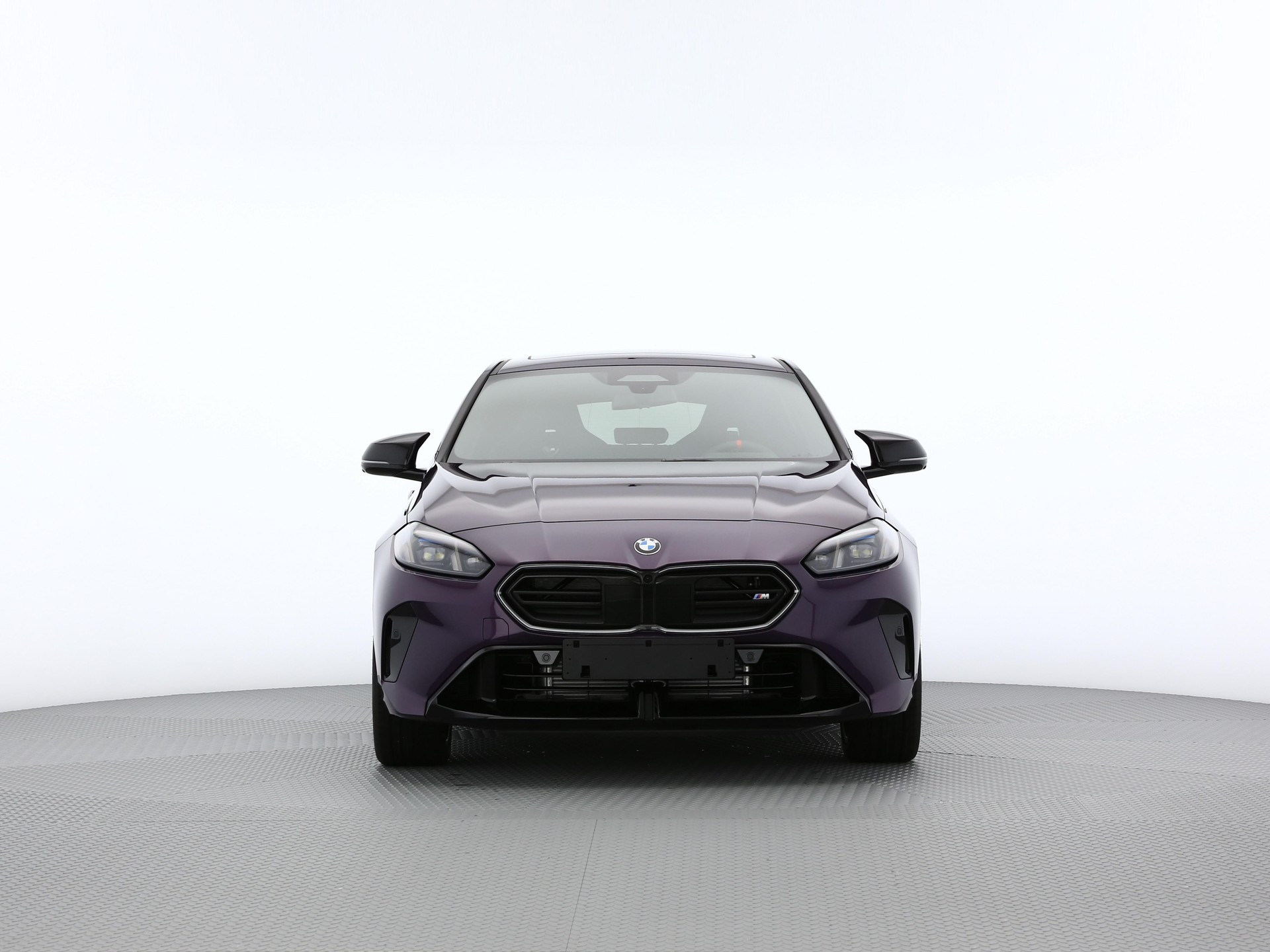 BMW 1er Reihe F70 M135i xDrive-image-4