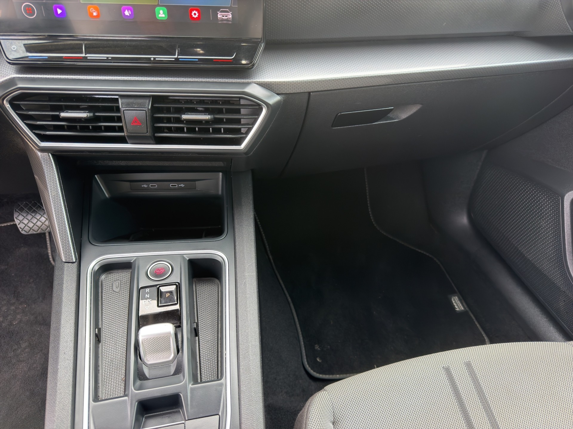 SEAT Leon ST 2.0 TDI EVO DSG Style-image-13