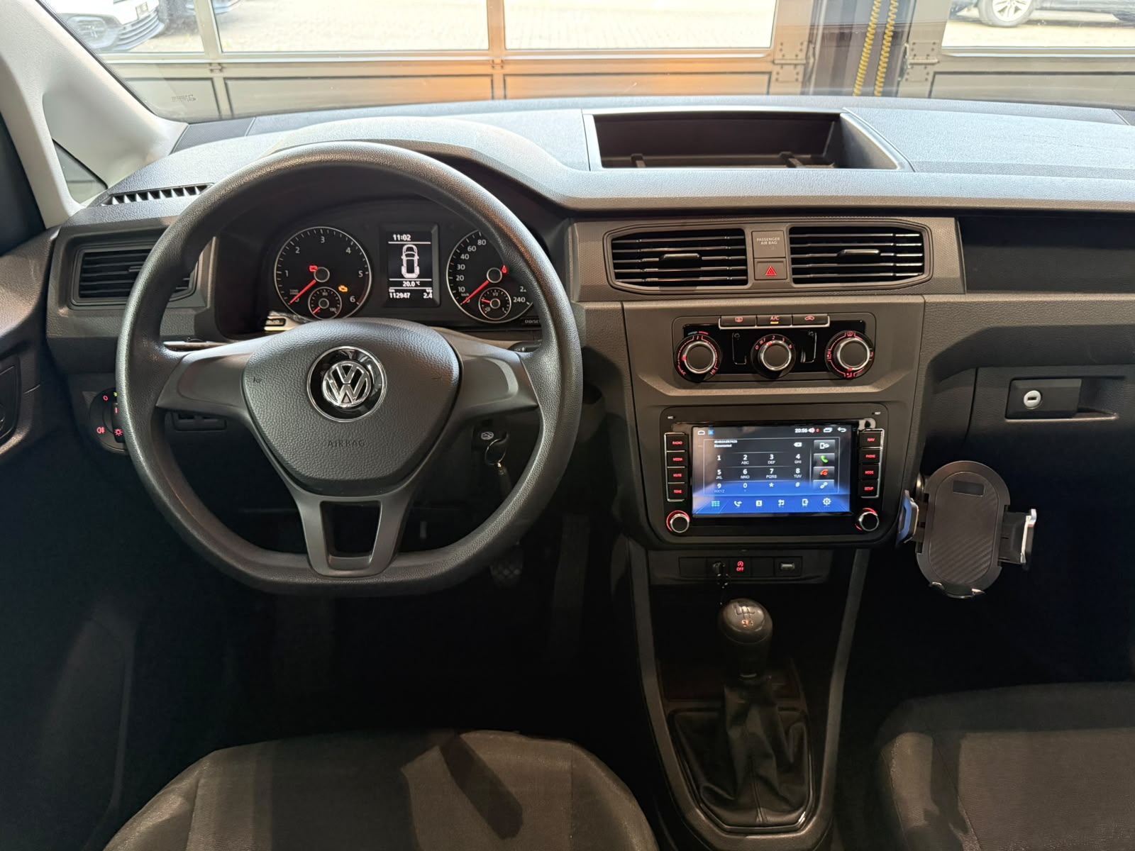 VW Caddy 2.0TDI BlueMotion Technology-image-14