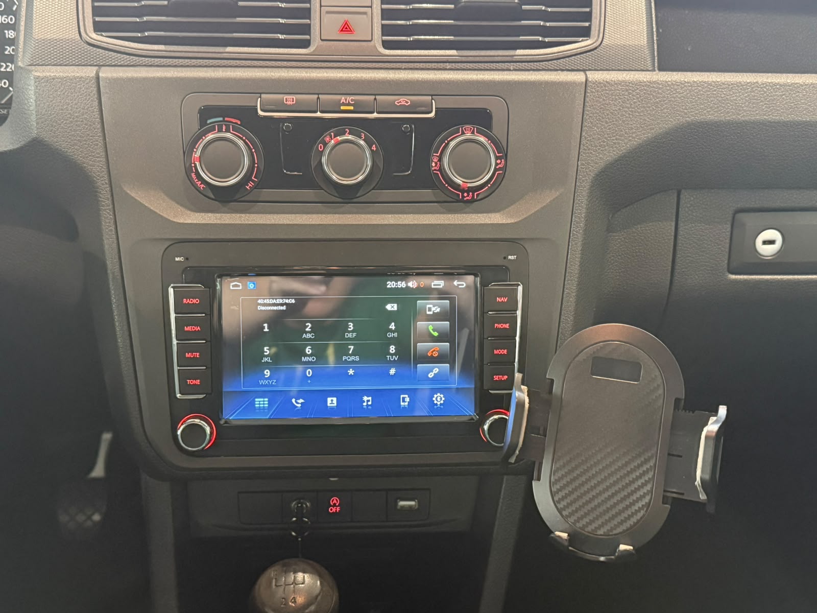 VW Caddy 2.0TDI BlueMotion Technology-image-15